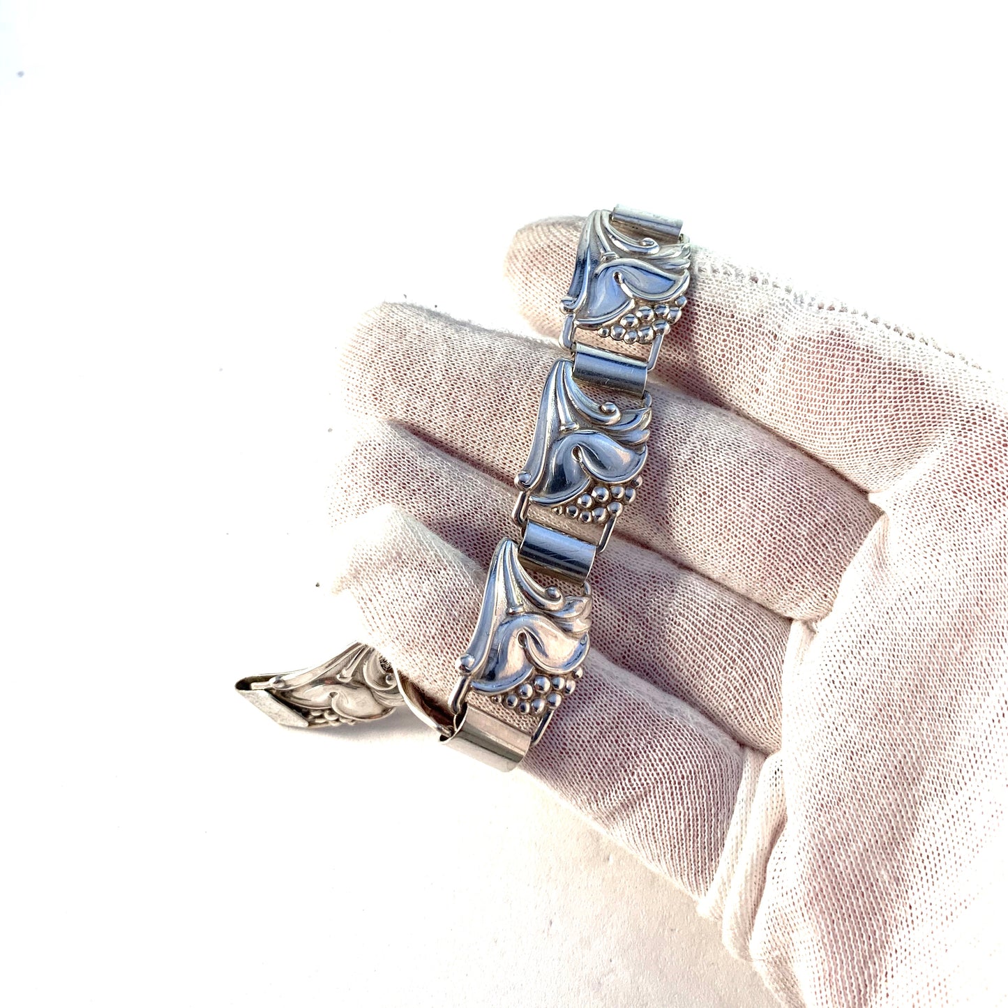 Asa-Silver H Olsson, Sweden 1950 Sterling Silver Flower Link Bracelet.
