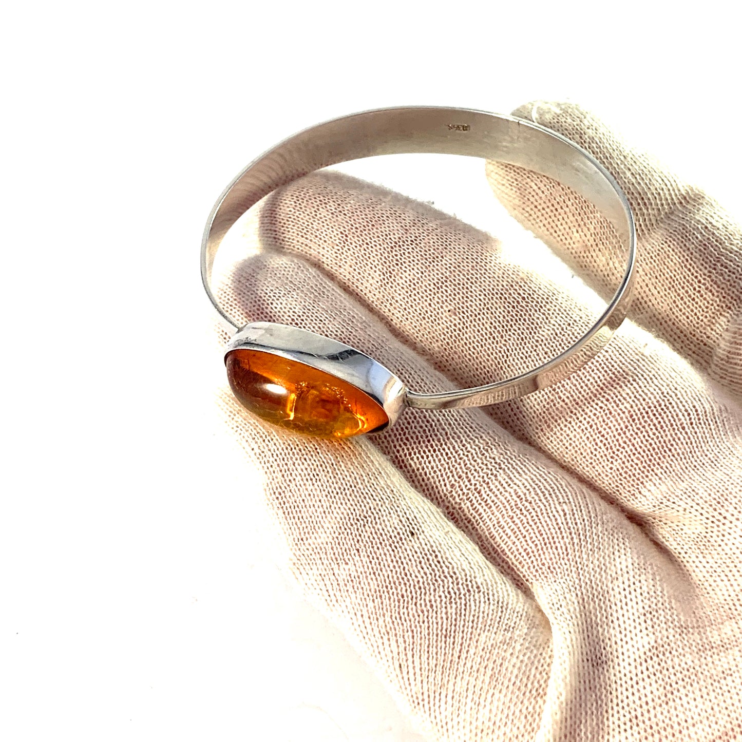Vintage 1960s Solid 835 Silver Baltic Amber Open/Close Bangle Bracelet.