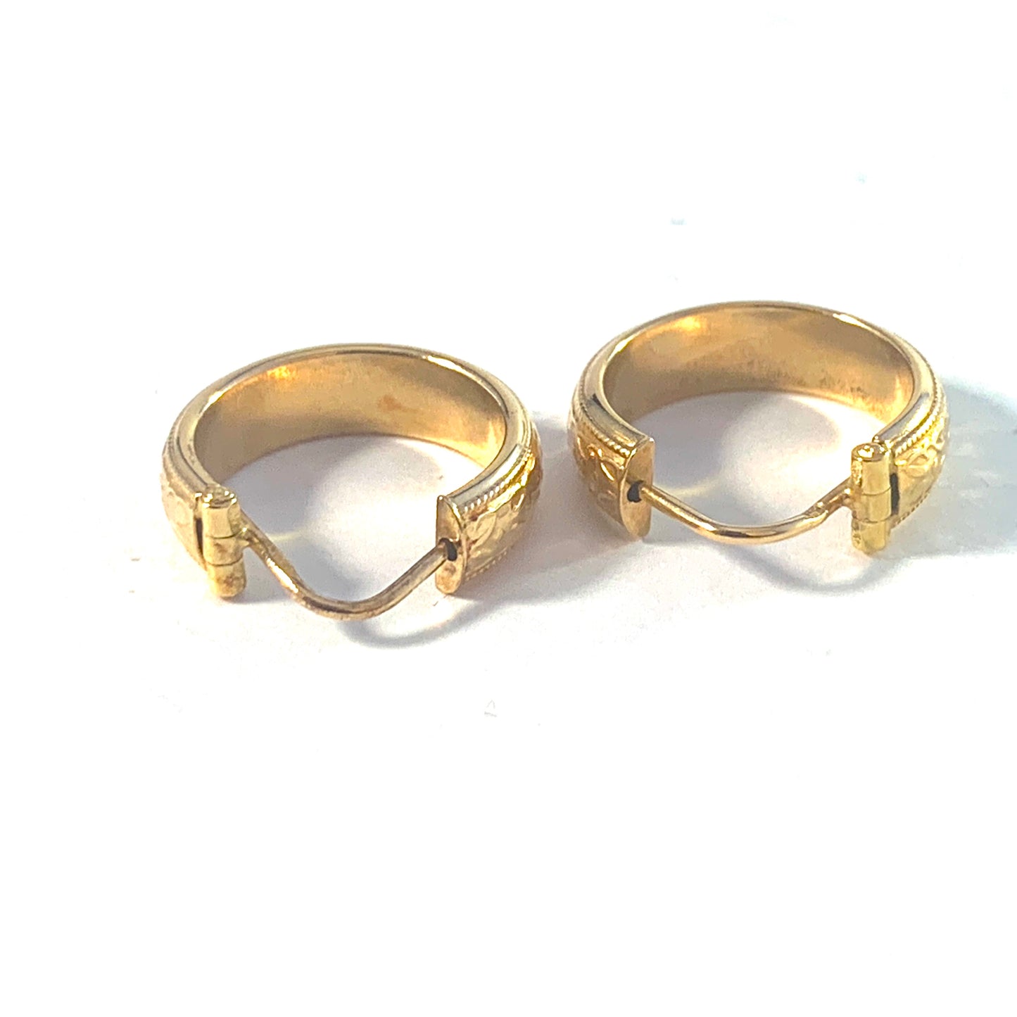 スウェーデン、ミッドセンチュリー、1950~60 年代のヴィンテージ 18K ゴールド イヤリング。