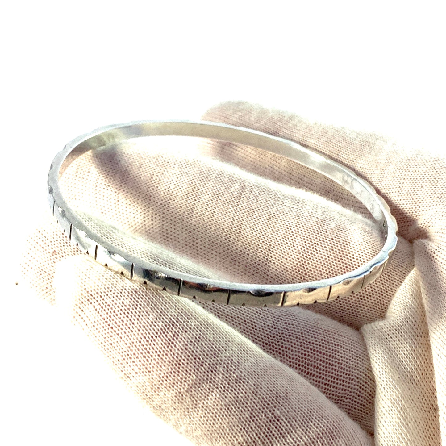 Liljedahl, Stockholm year 1956. Mid Century Modern Sterling Silver Bangle Bracelet. Signed