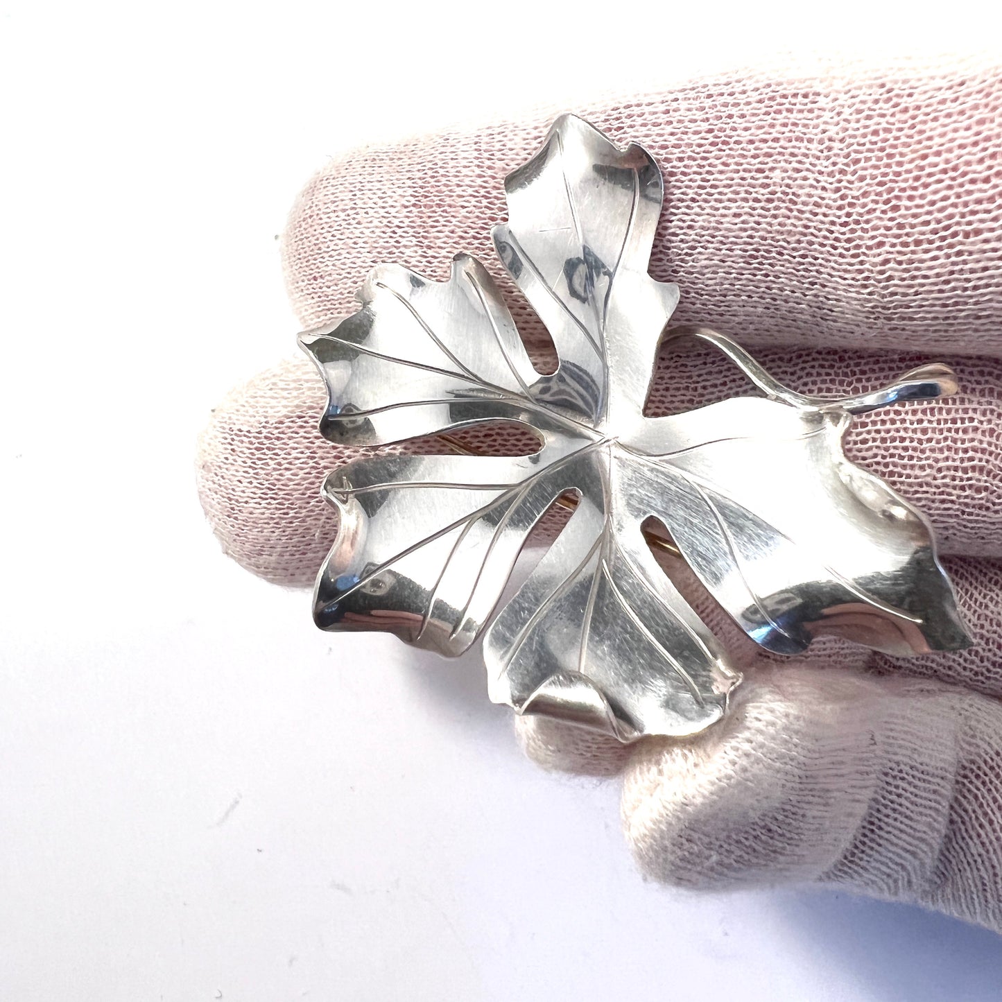 Gertrud Engel for A Michelsen Sweden 1954. Vintage Sterling Silver Brooch. Signed.