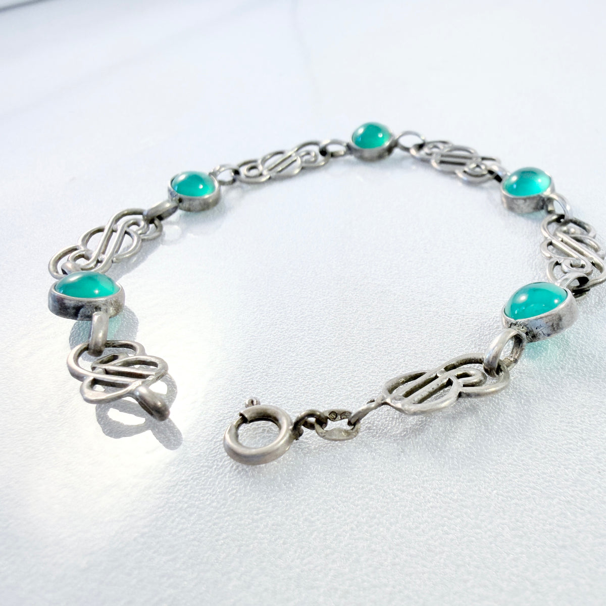 K&L-Kordes Lichtenfels, Germany c 1950s. Vintage Solid Silver Chrysoprase Bracelet.