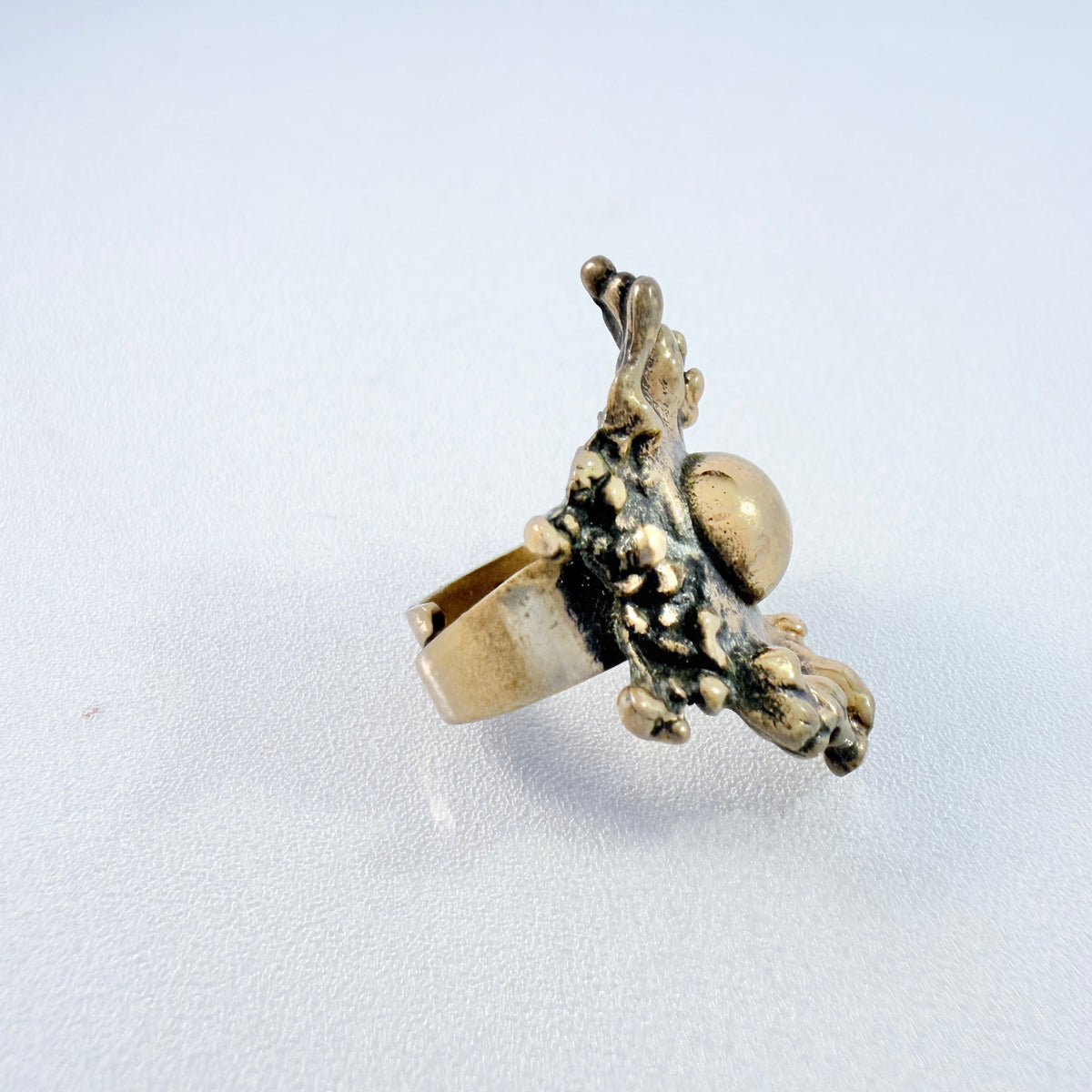 Pentti Sarpaneva, Finland 1970s. Bold Vintage Bronze Ring.