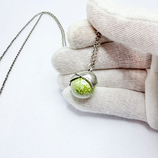 Kalevala Koru, Finland. Vintage Sterling Silver Ceramic Bird Pendant Long Chain Necklace
