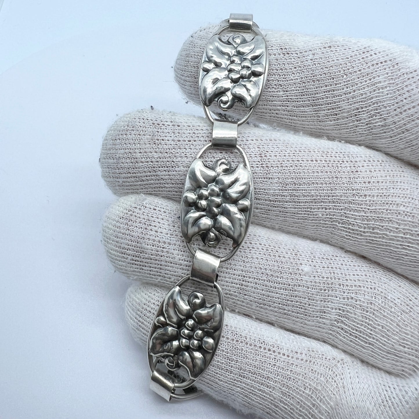 Ove Klarskov, Denmark Vintage 1950s Solid Silver Bracelet.