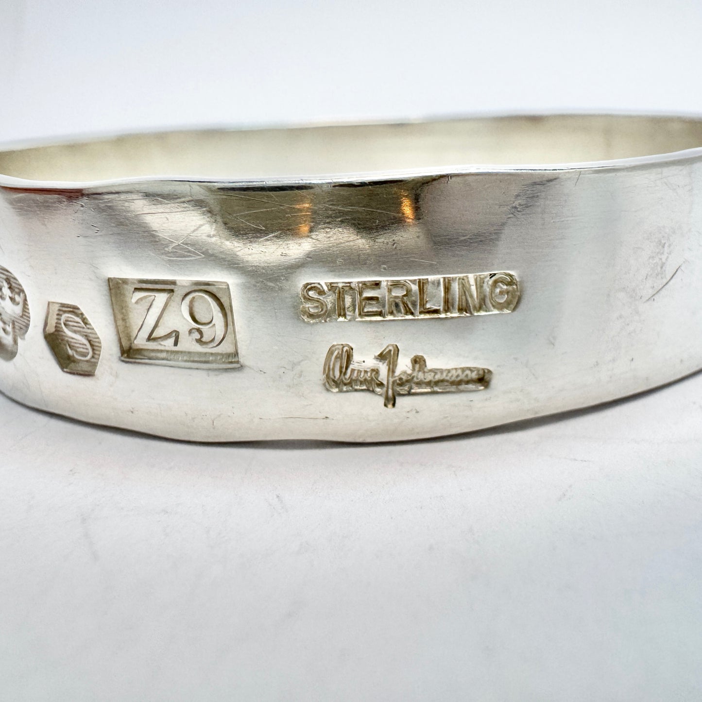 Owe Johansson, Sweden 1974. Massive Vintage Sterling Silver Bangle Bracelet.