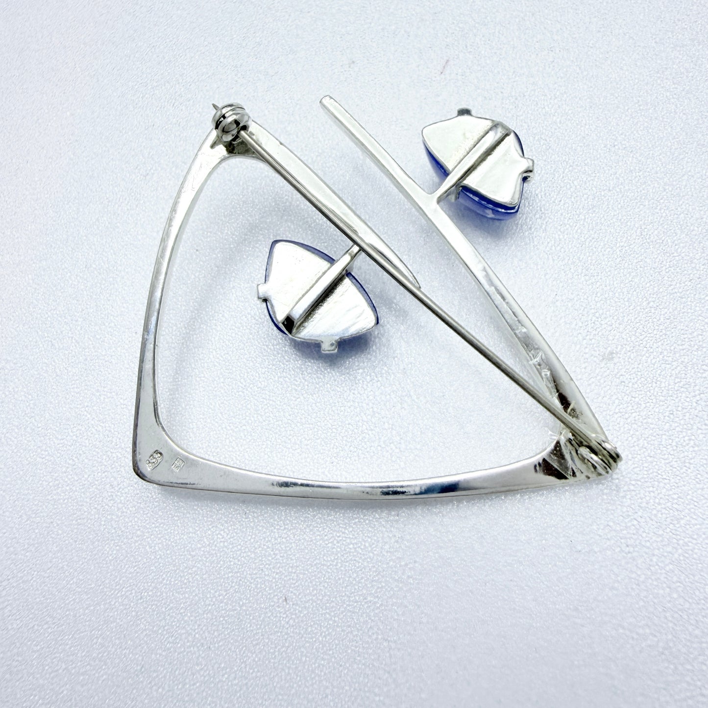 Vintage ca 1960-70s. Large Modernist Solid Silver Chalcedony Brooch.