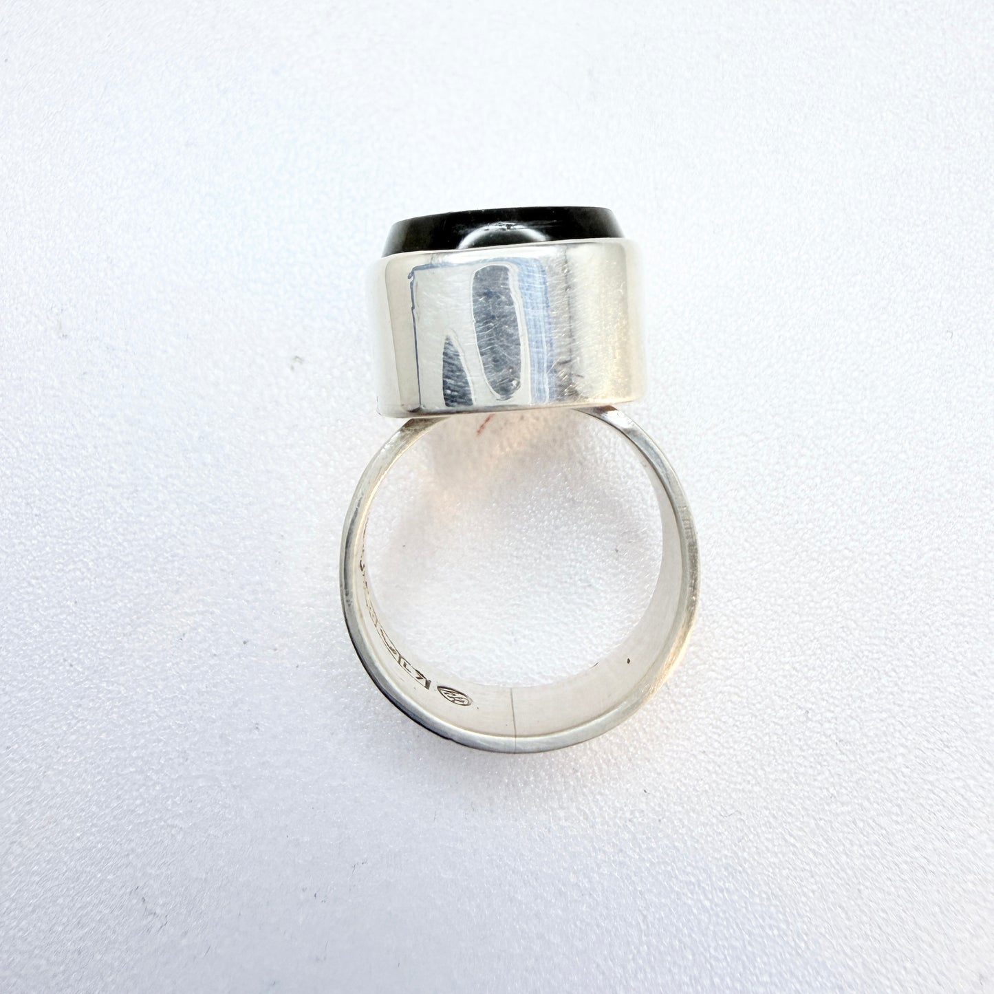 Kalevala Koru, Finland 1964. Vintage Solid Silver Spectrolite Ring.