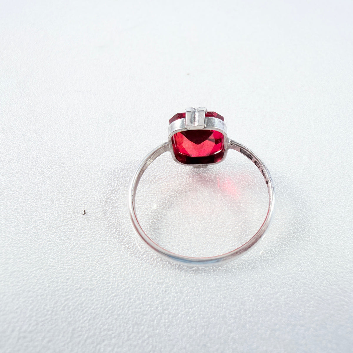 Svedboms, Sweden 1951. Vintage Solid Silver Blood Red Synthetic Spinel Ring.