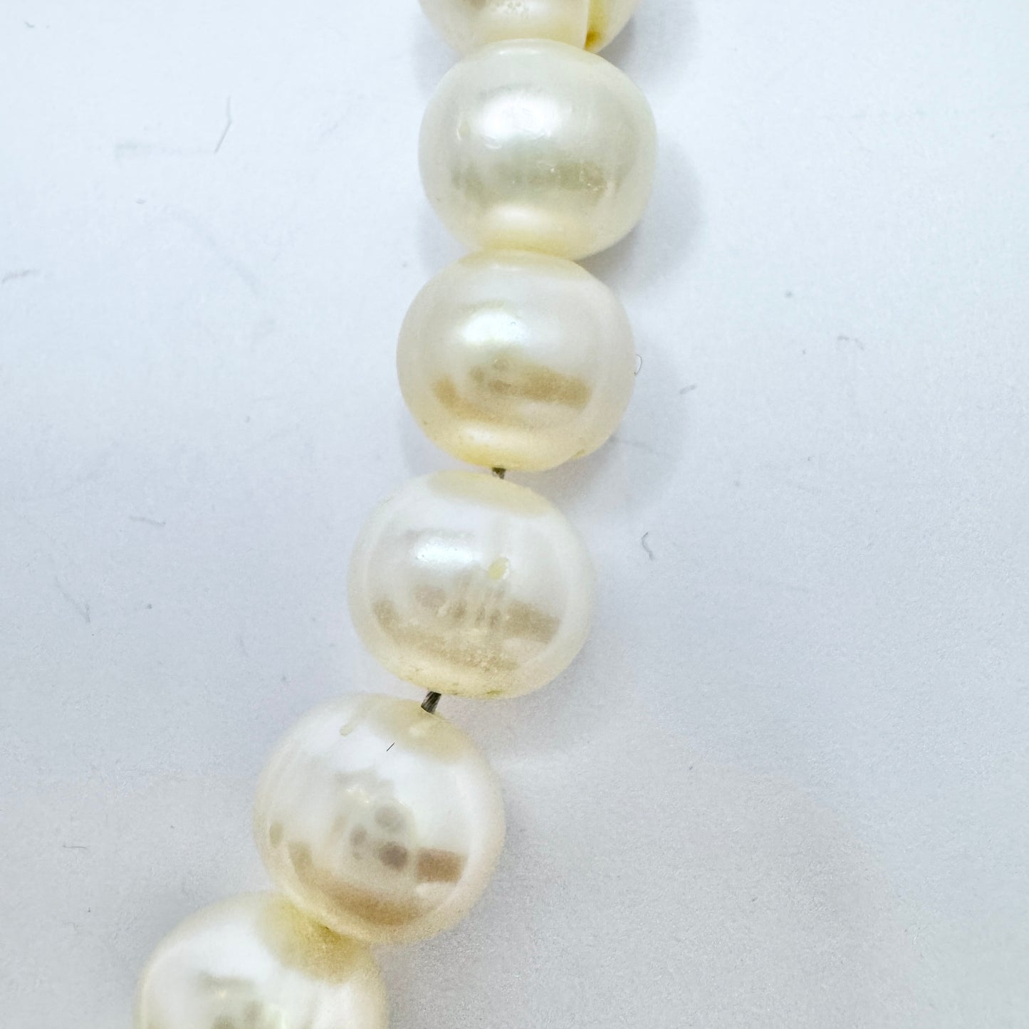 JKa Kohle, Germany. Vintage Baroque 9mm Pearl 18k Gold Clasp Necklace