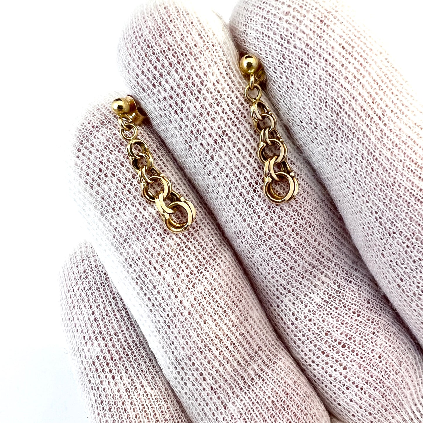 Vintage 18k Gold Bismarck Earrings