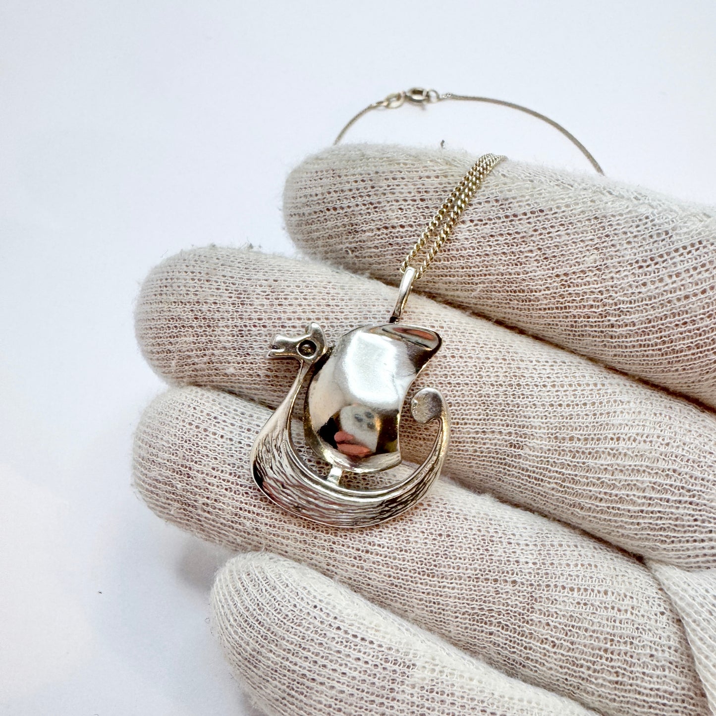 Denmark / Norway. Vintage Solid Silver Viking Ship Pendant Unisex Necklace.