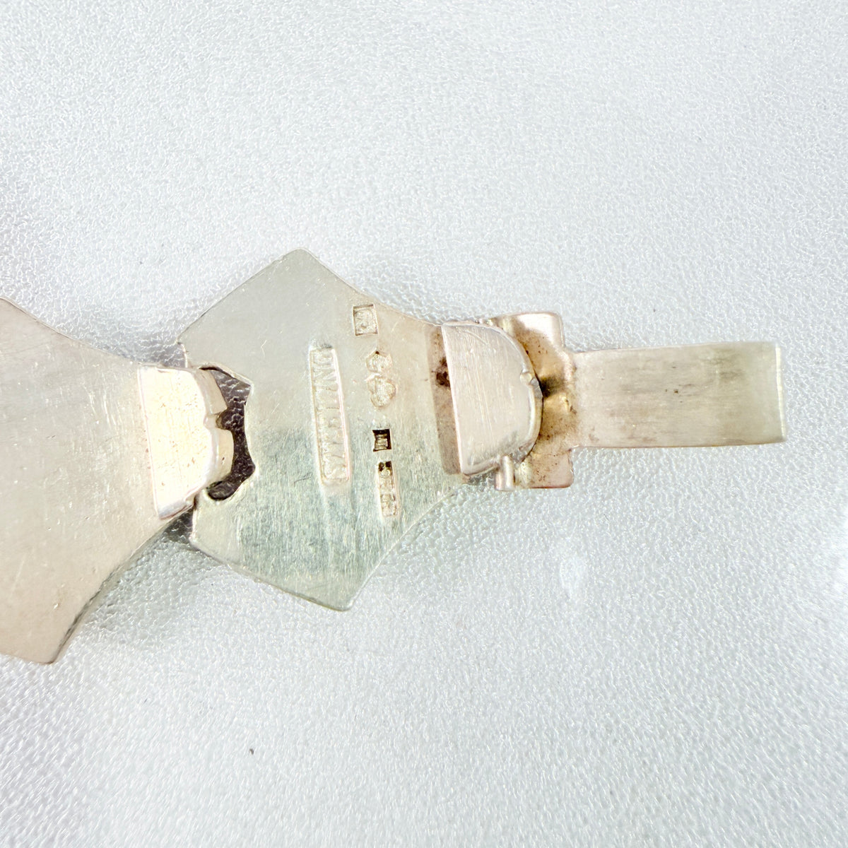 G Dahlgren, Sweden 1961. Chunky Vintage Mid-century Sterling Silver Bracelet.