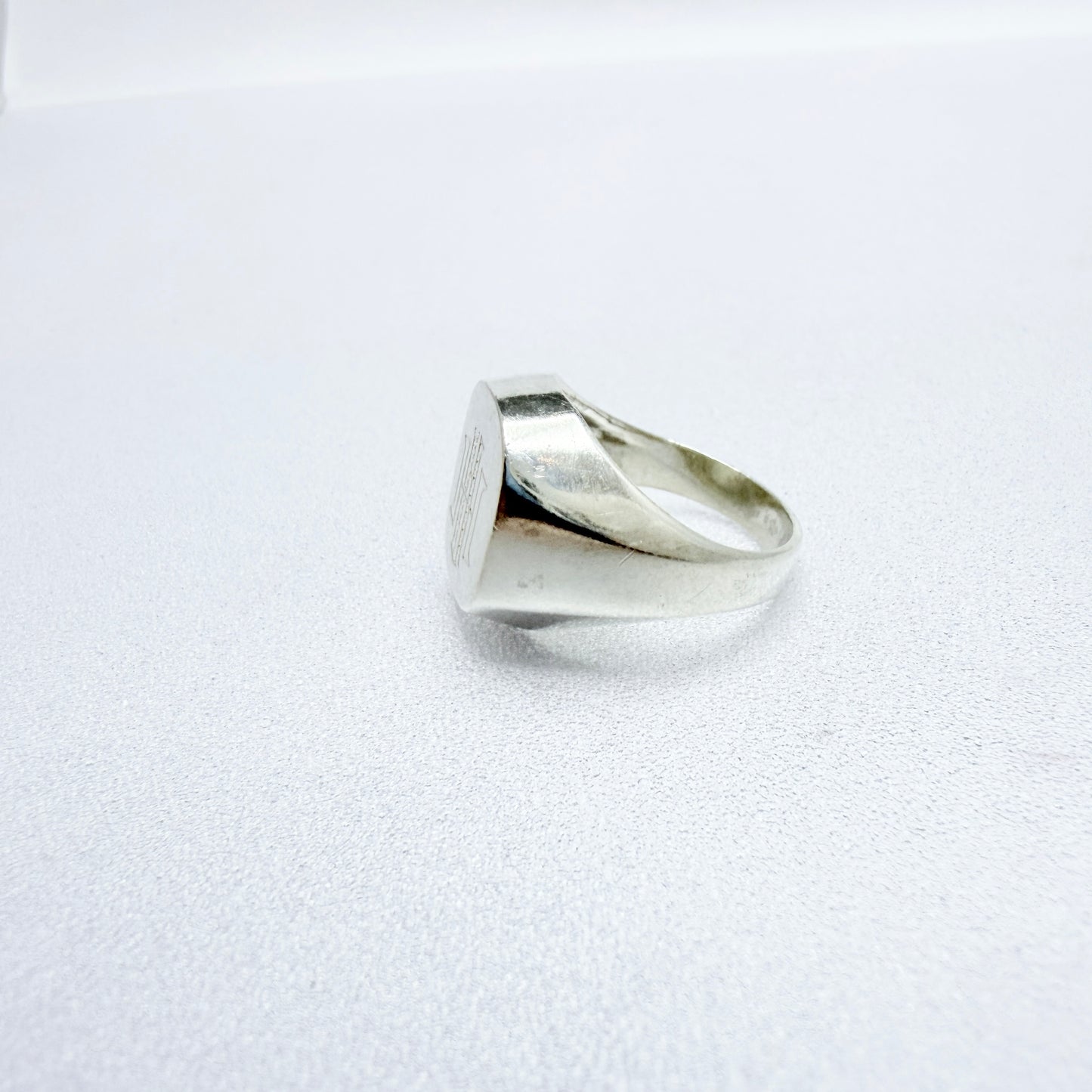 Vintage c 1950 Solid Silver Signet Ring. HH