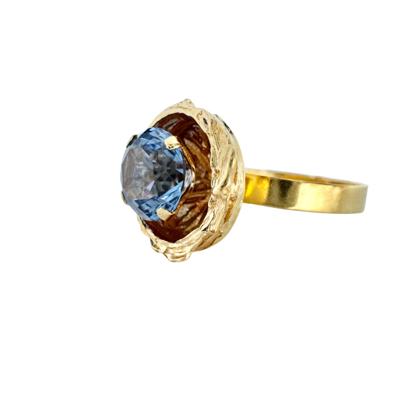 Bengt Hallberg, Sweden 1970. Vintage 18k Gold Blue Spinel Ring.