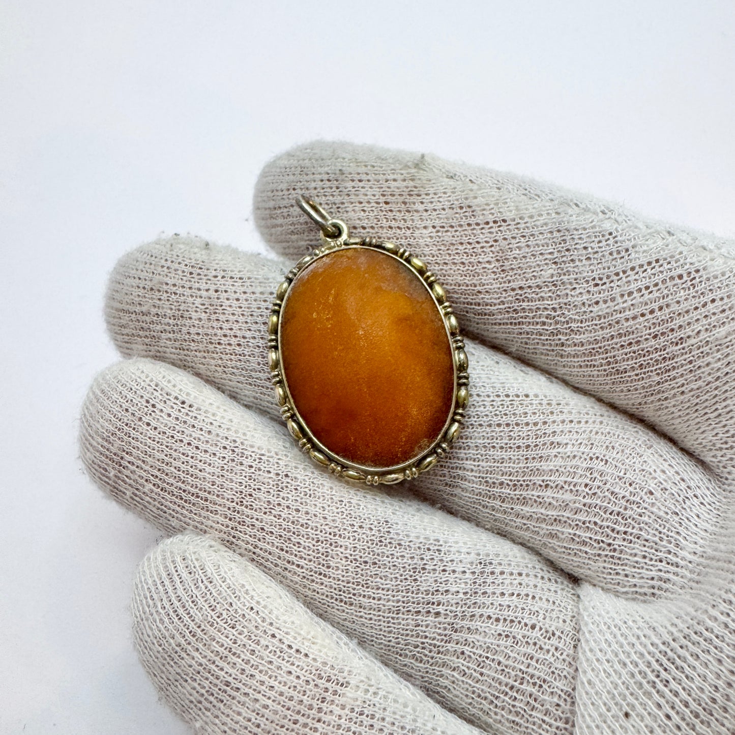 Vintage c 1930 Solid Silver Amber Pendant.