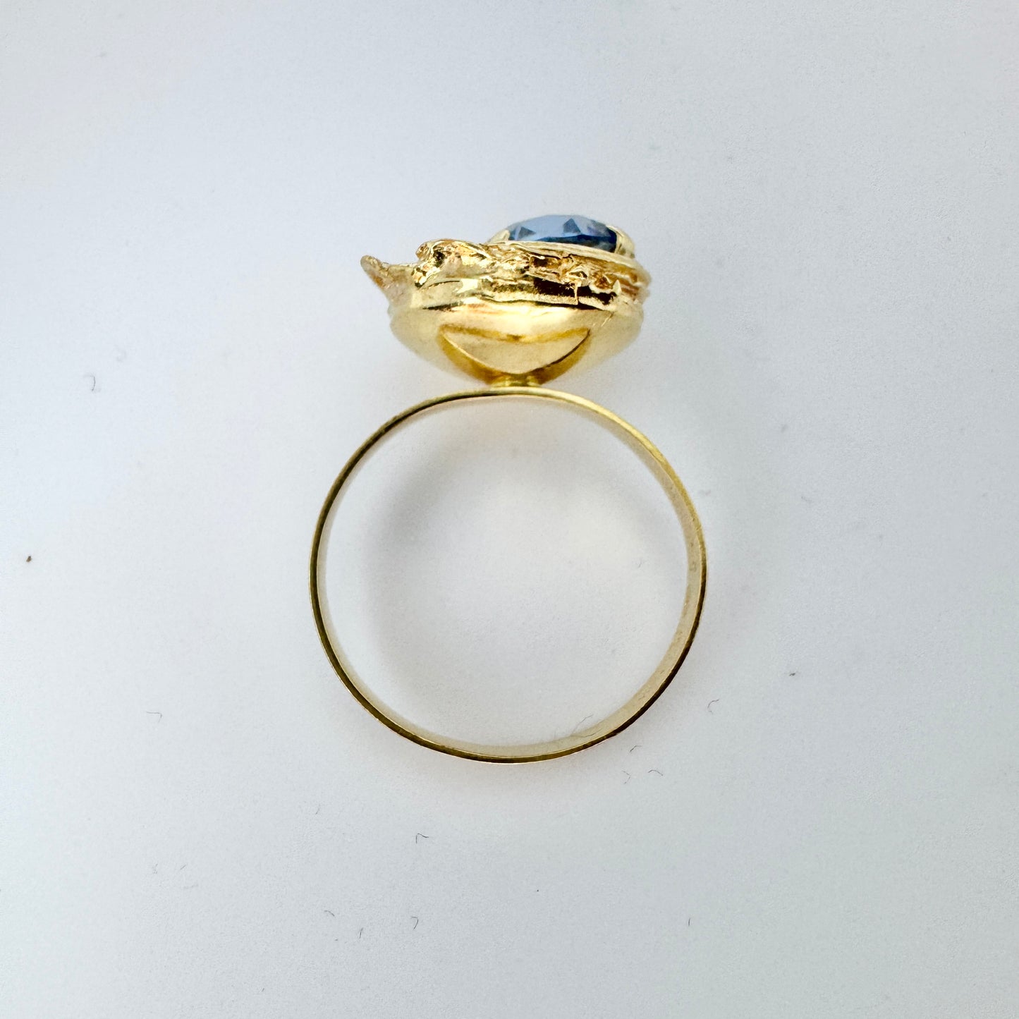 Bengt Hallberg, Sweden 1970. Vintage 18k Gold Blue Spinel Ring.