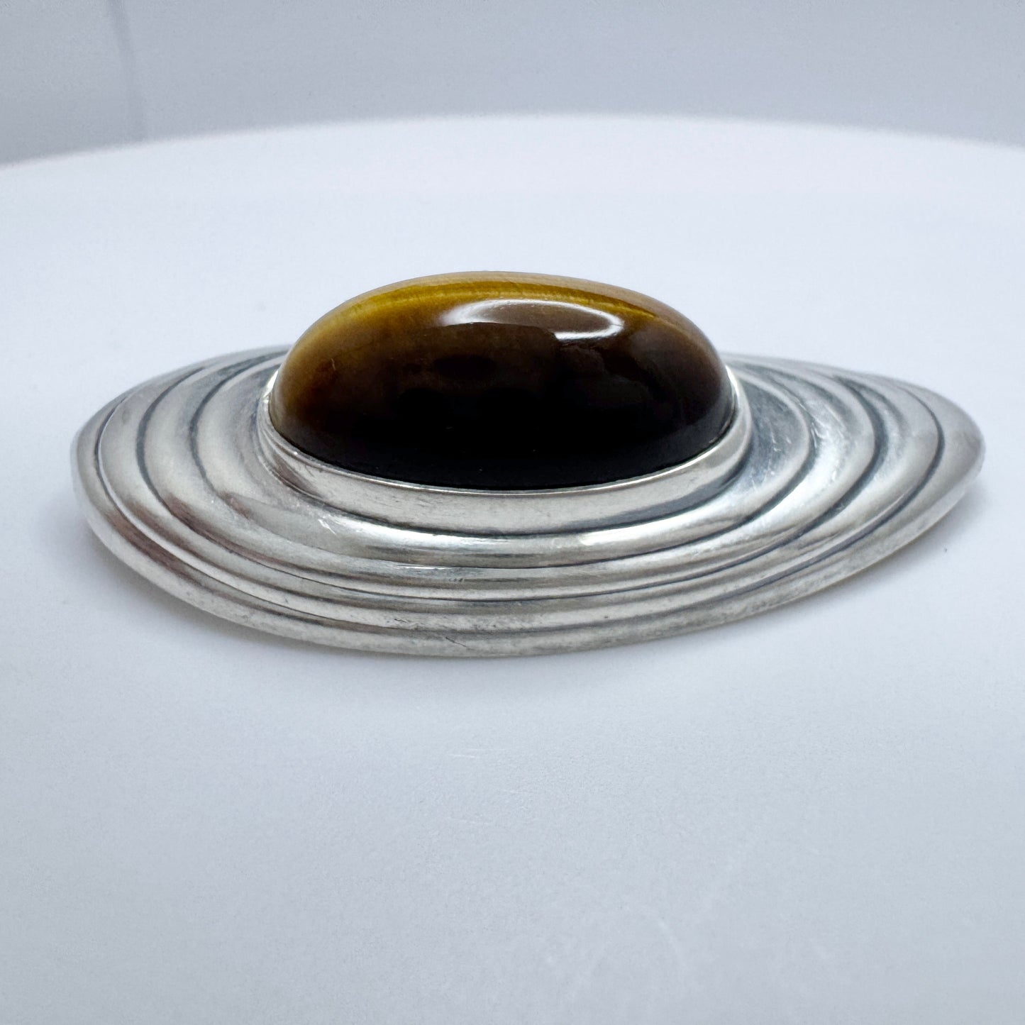 Elis Kauppi, Kupittaan Kulta. Finland 1960. Vintage Solid Silver Tiger's Eye Brooch