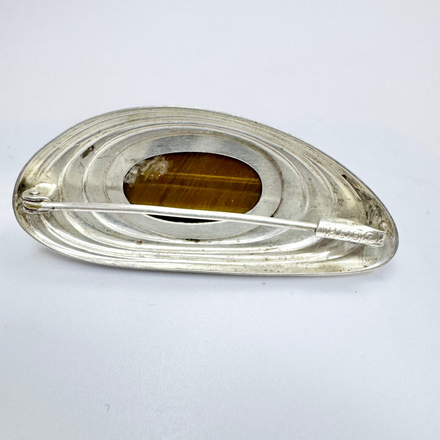 Elis Kauppi, Kupittaan Kulta. Finland 1960. Vintage Solid Silver Tiger's Eye Brooch