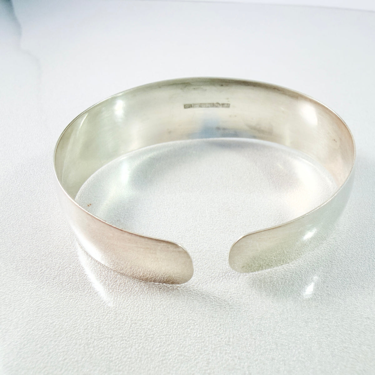 Toivo Salmi, Finland year 1960. Vintage Solid Silver Cuff Bracelet.