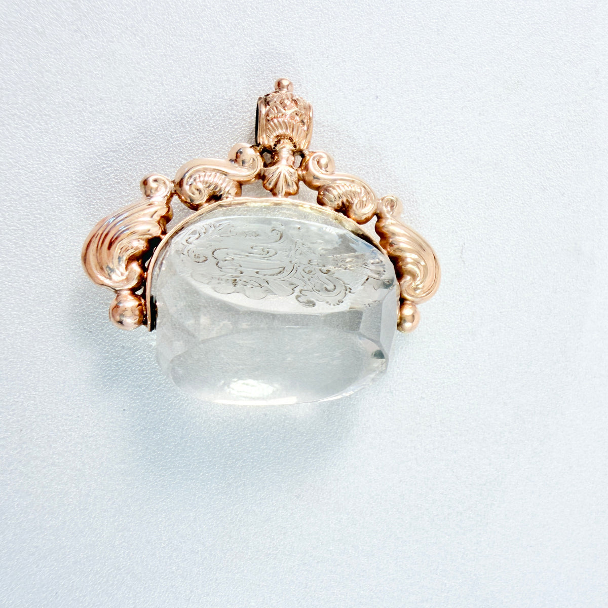 Antique 1800s. 14-15k Gold Cut Quartz Large Fob Wax Seal Stamp Pendant.