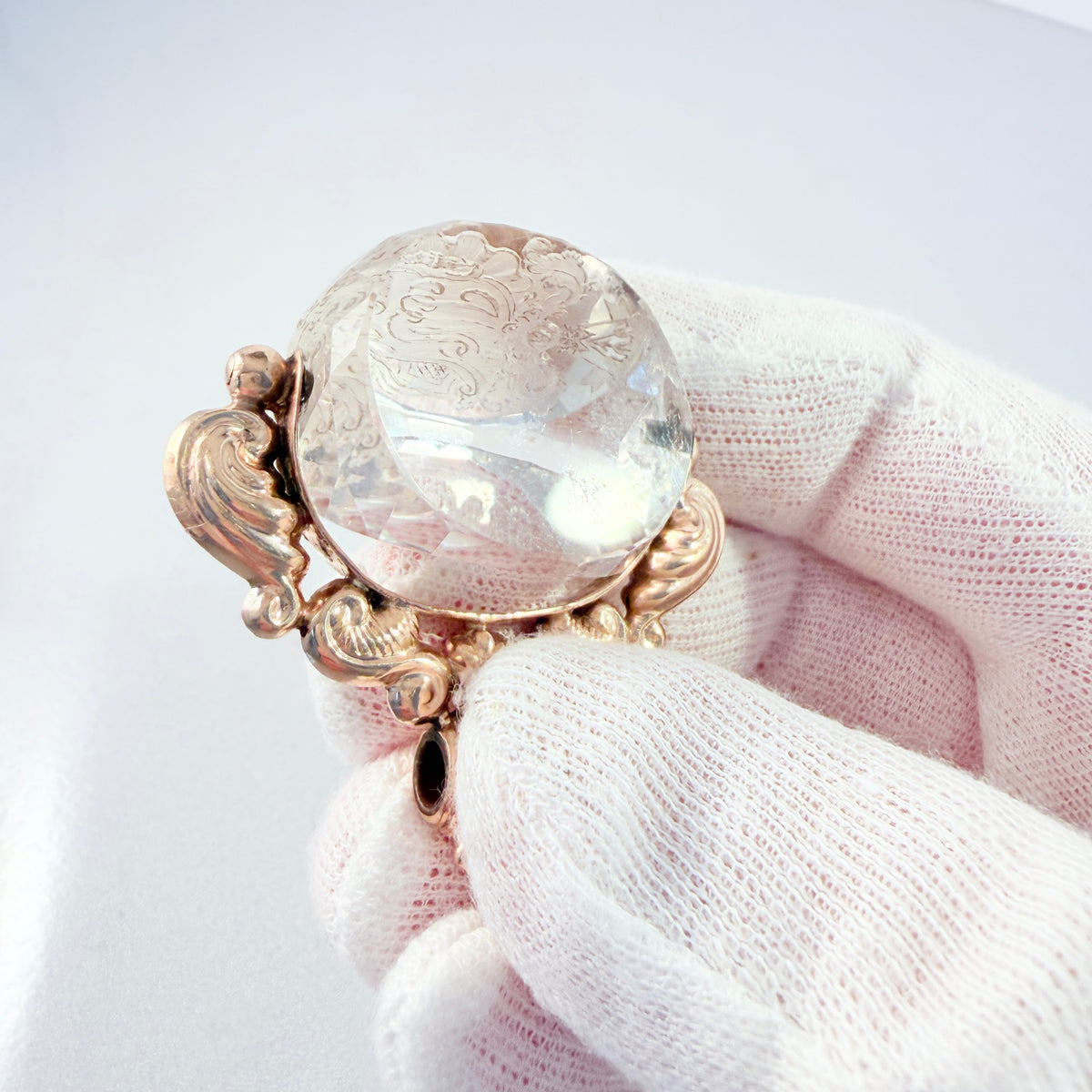 Antique 1800s. 14-15k Gold Cut Quartz Large Fob Wax Seal Stamp Pendant.