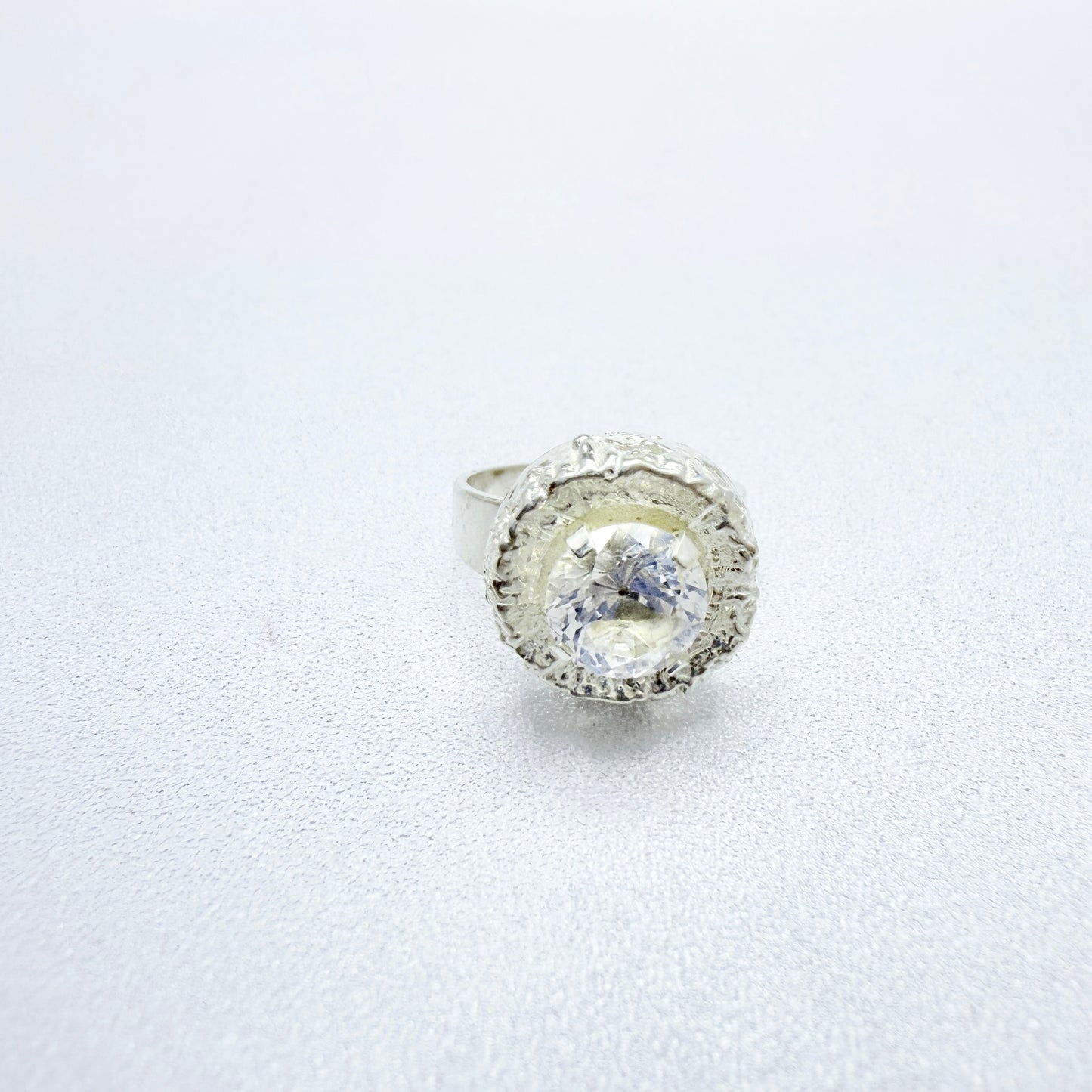 Bengt Hallberg, Sweden 1971. Vintage Sterling Silver Synthetic Spinel Ring.