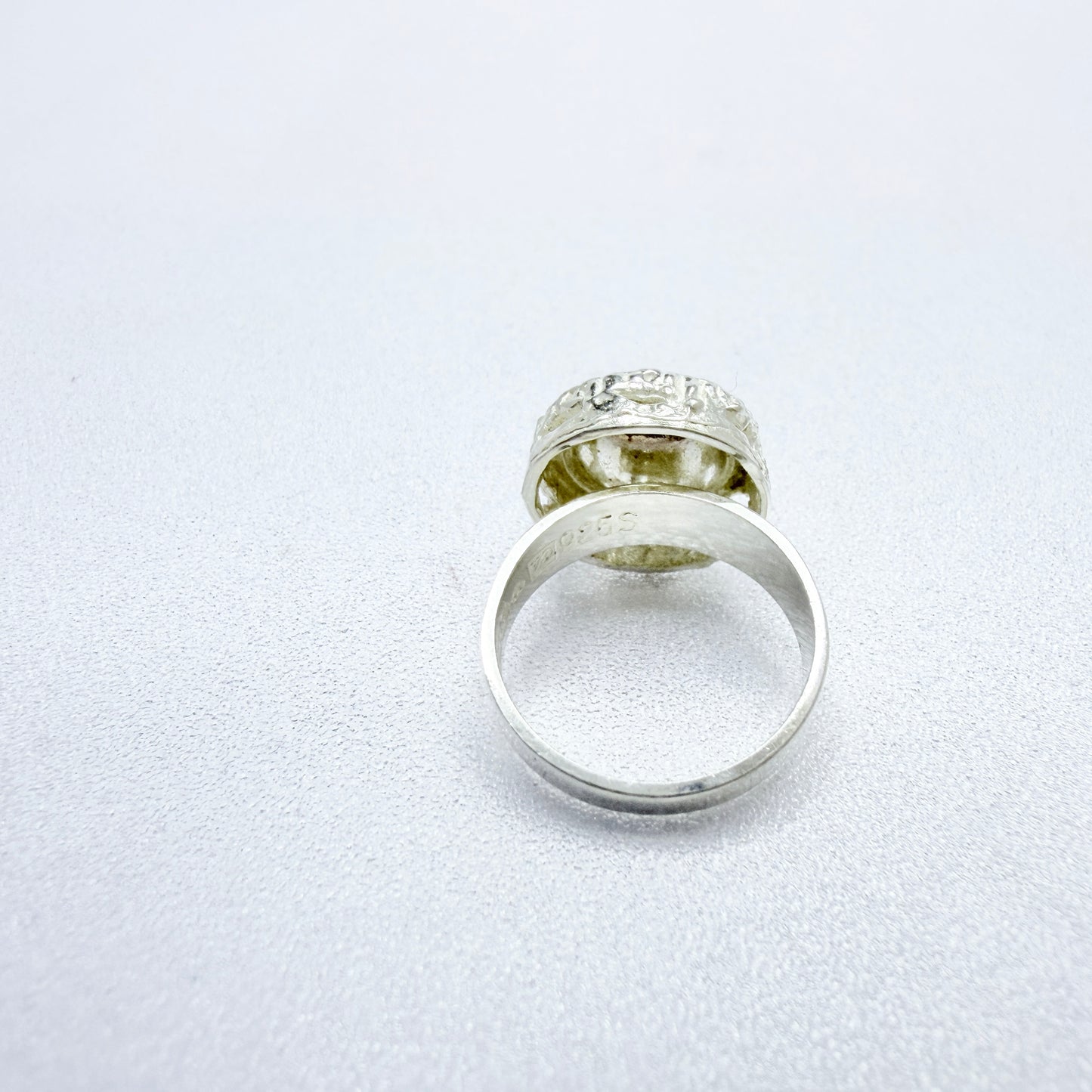 Bengt Hallberg, Sweden 1971. Vintage Sterling Silver Synthetic Spinel Ring.