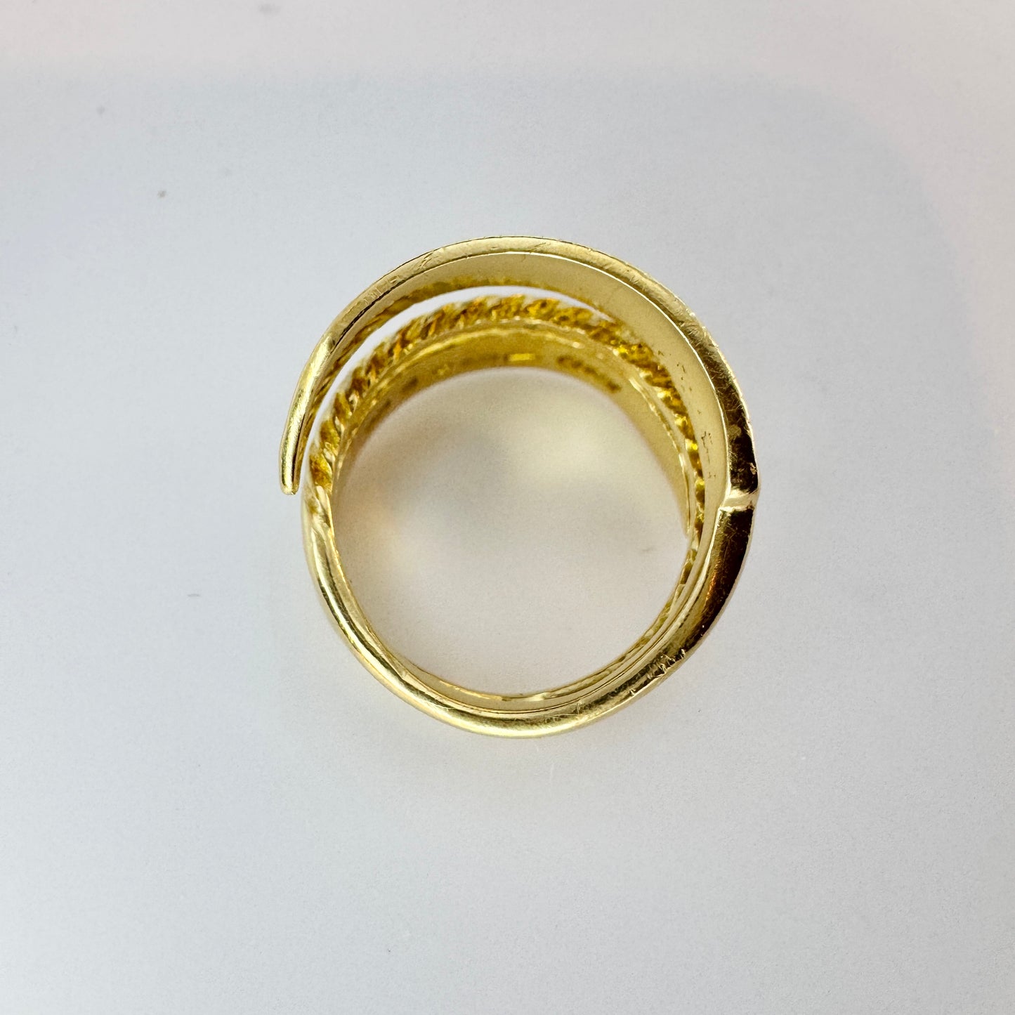 Bengt Hallberg, Sweden. Vintage 18k Gold Viking Copy Ring