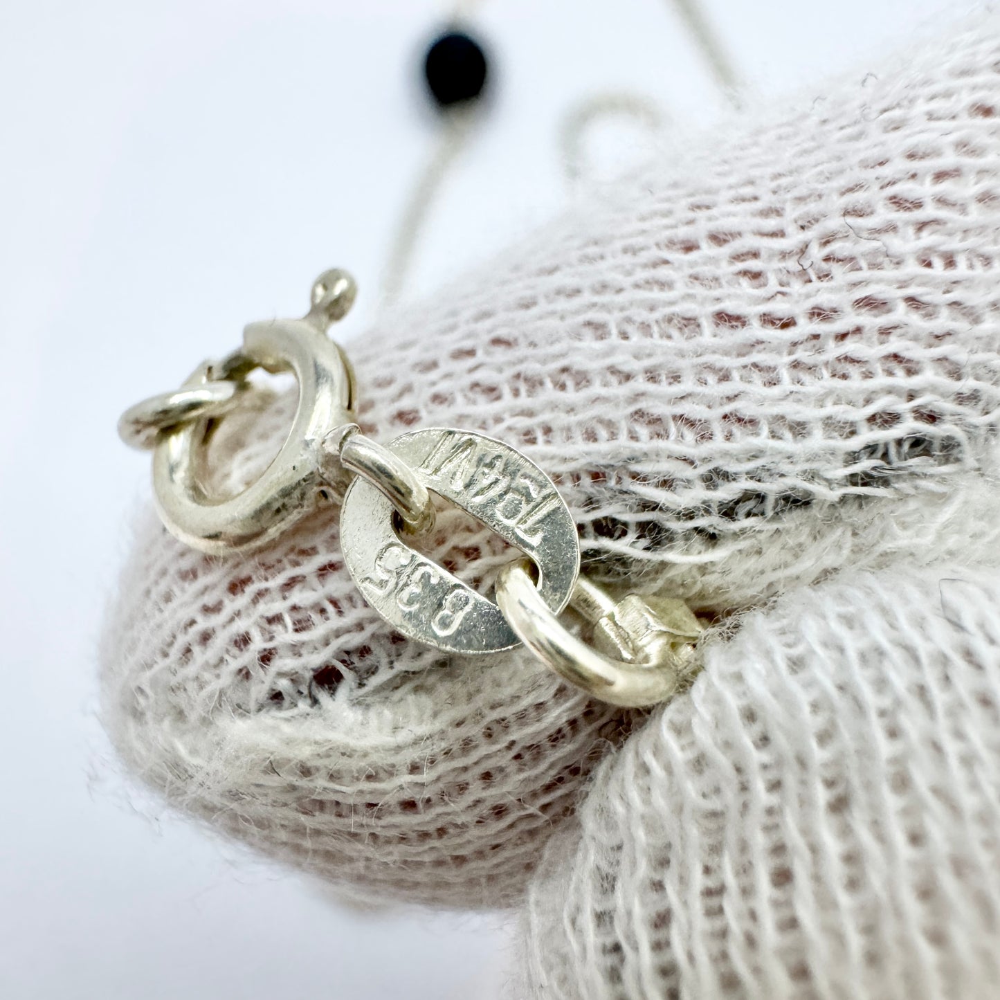 Vicenza, Italy. Vintage Solid Silver Onyx 30in / 76cm Necklace.