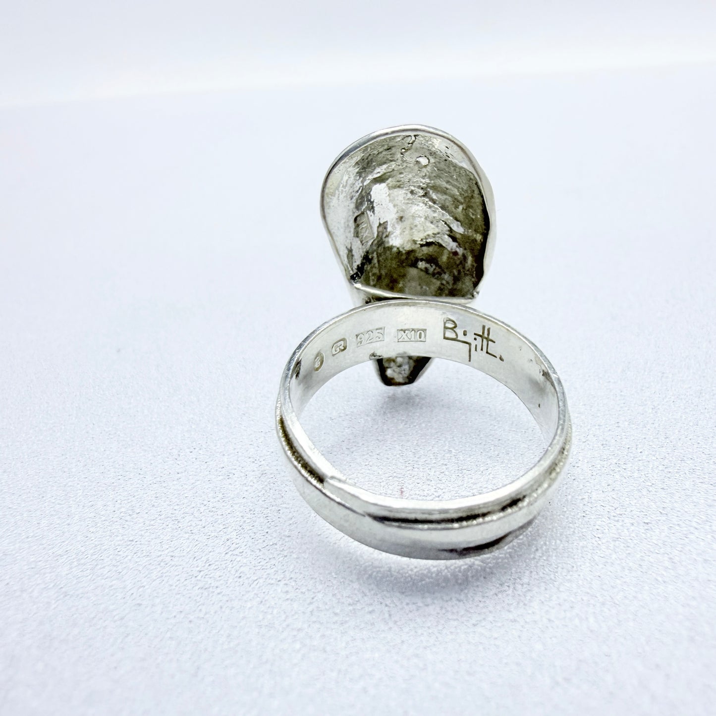 Birgitta Holmgren, Sweden 1996. Vintage Sterling Silver Enamel Ring.