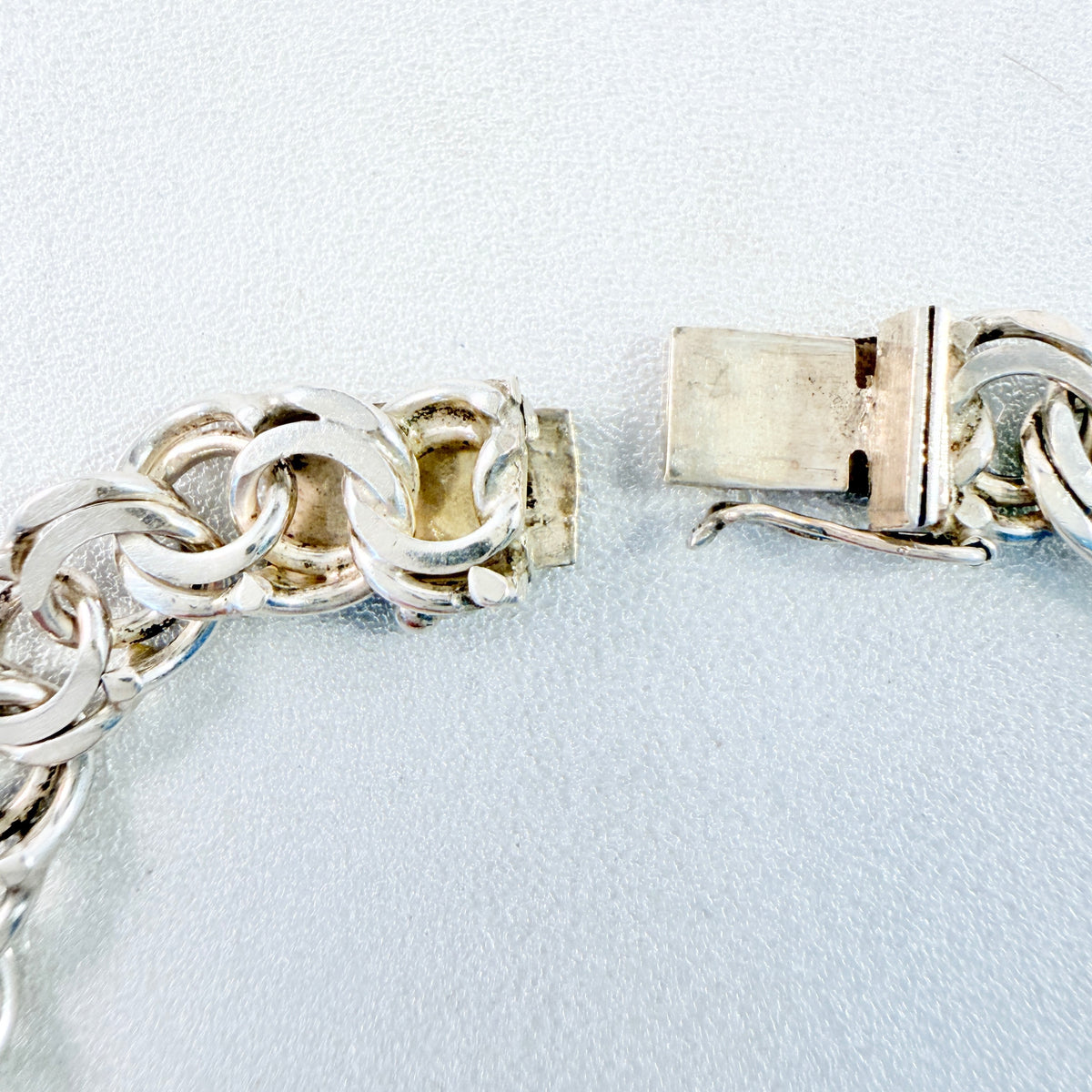 Arne Larsson, Sweden 1963. Vintage Sterling SIlver Bismarck Bracelet.