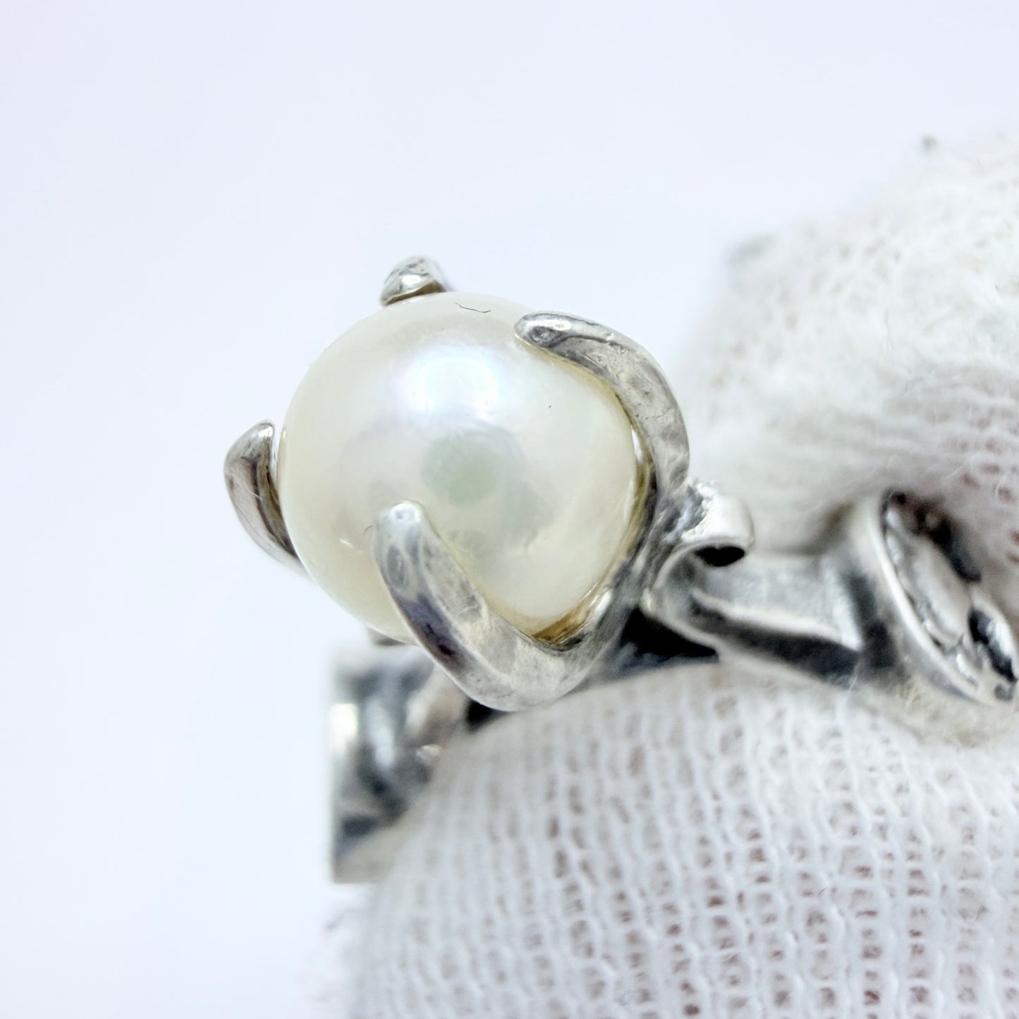 Bengt Hallberg, Sweden Vintage Sterling Pearl Viking Copy Ring