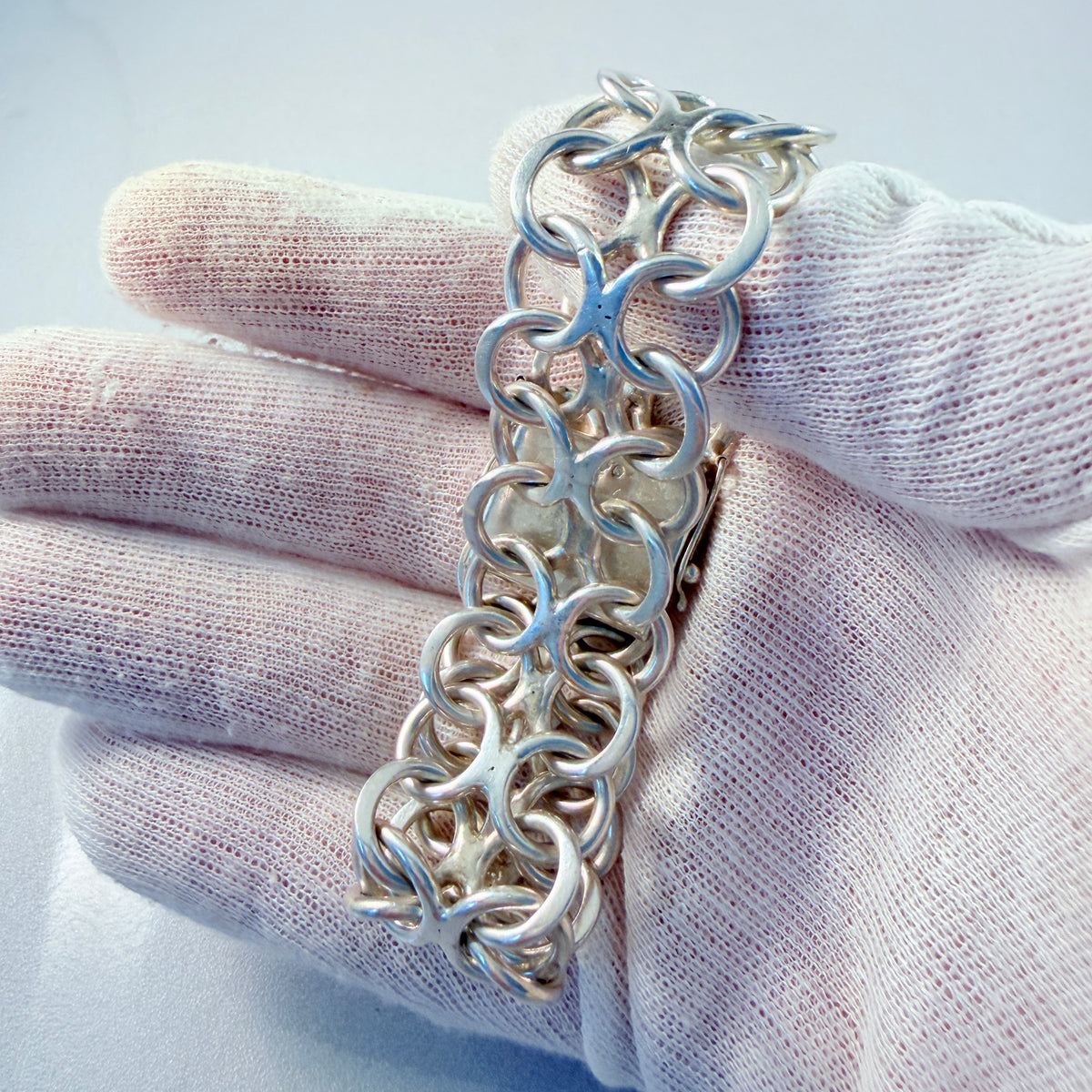 N-E Södermark, Sweden 1971. Chunky Vintage Sterling Silver Bracelet.