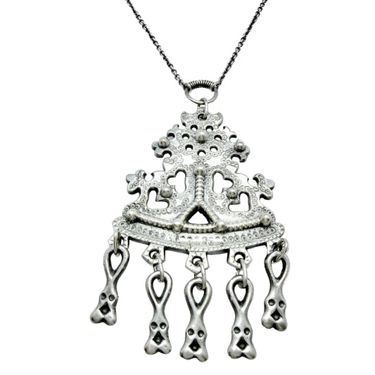 Kalevala Koru, Finland 1965. Large Vintage Solid Silver Pendant Necklace.