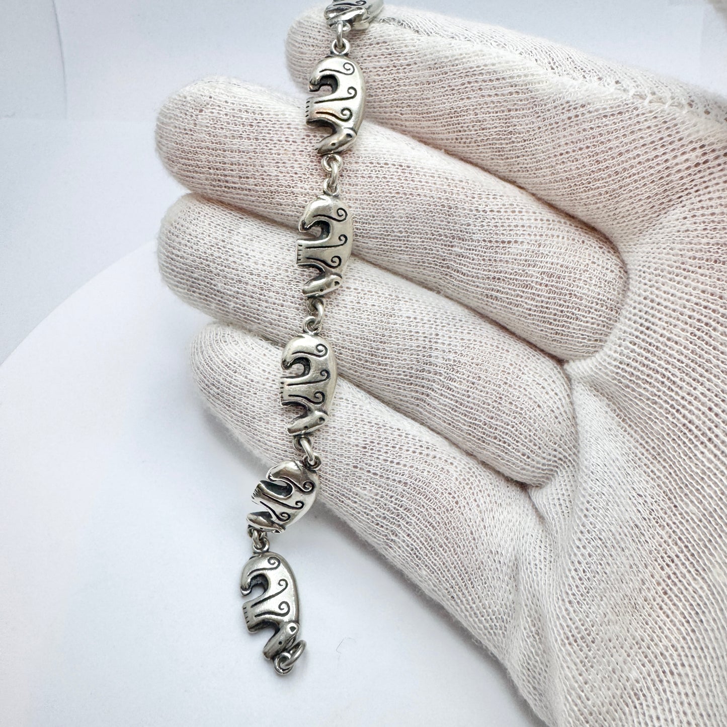 Kalevala Koru, Finland 2002. Sterling Silver Bear Bracelet.