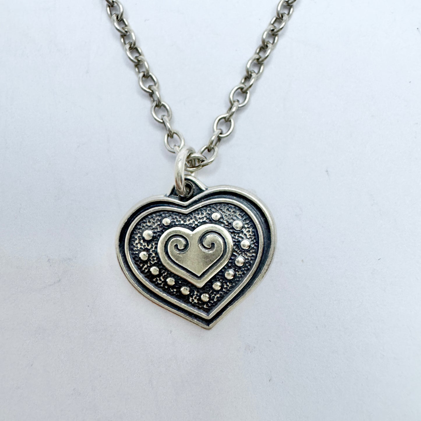 Kalevala Koru, Finland. Vintage Sterling Silver Heart Pendant Necklace.