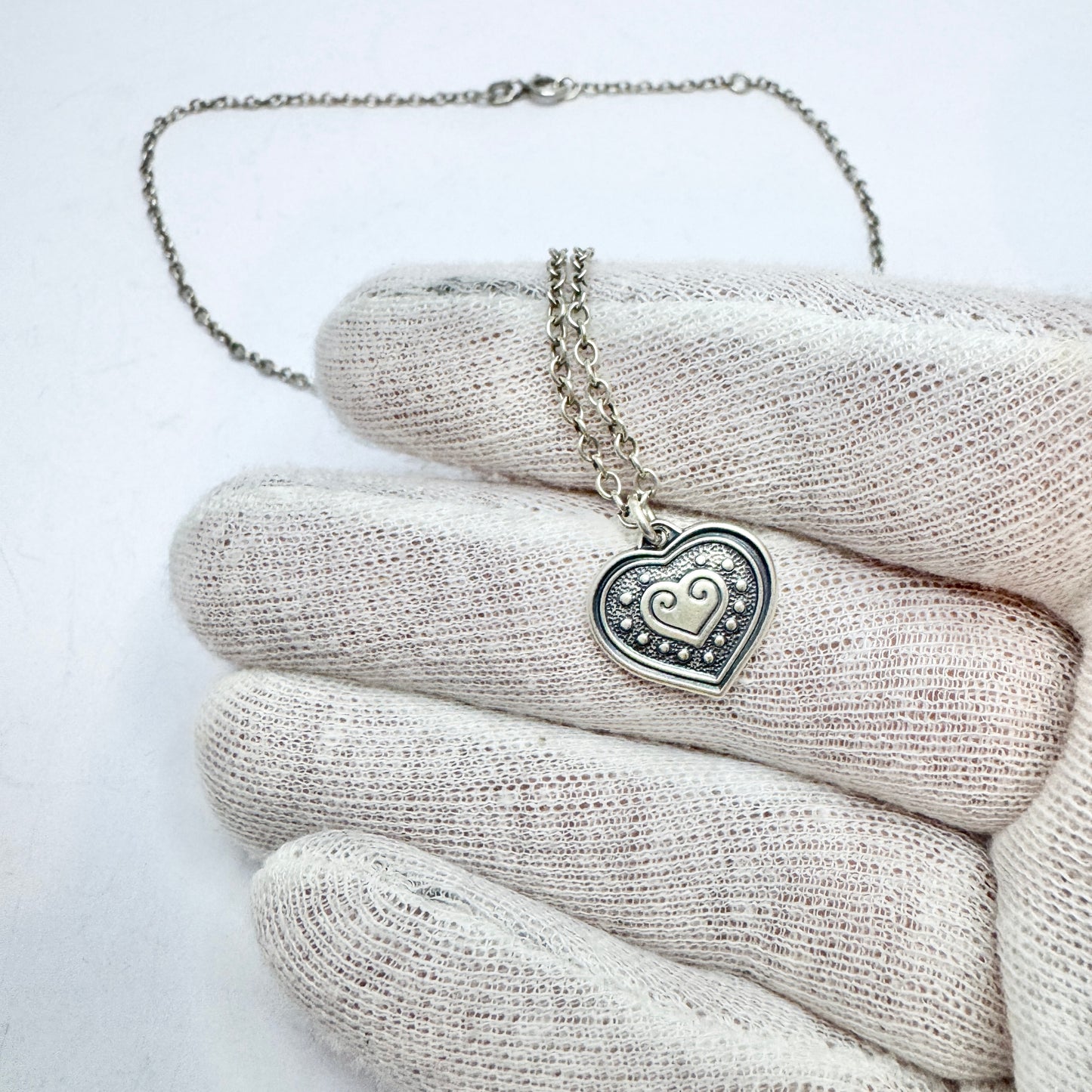 Kalevala Koru, Finland. Vintage Sterling Silver Heart Pendant Necklace.