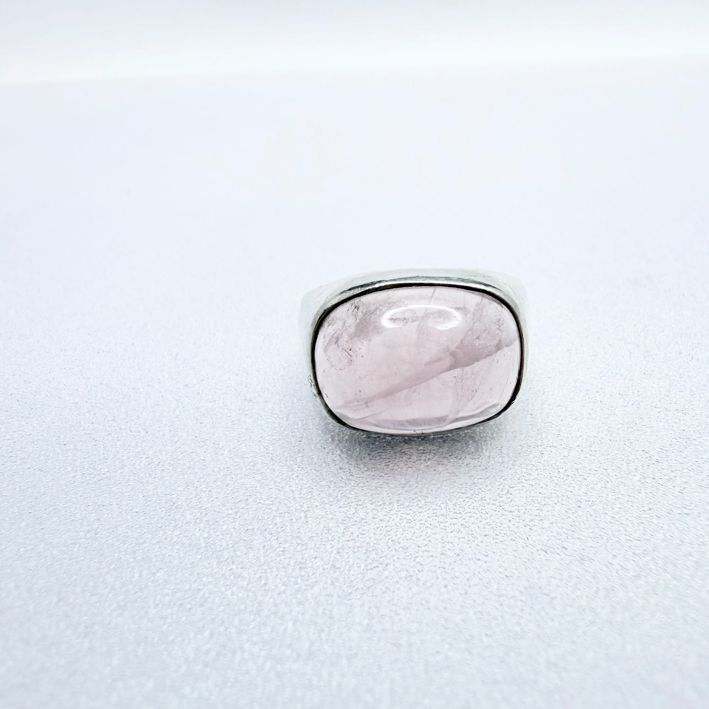 Vintage c 1960. Solid SIlver Rose Quartz Ring.