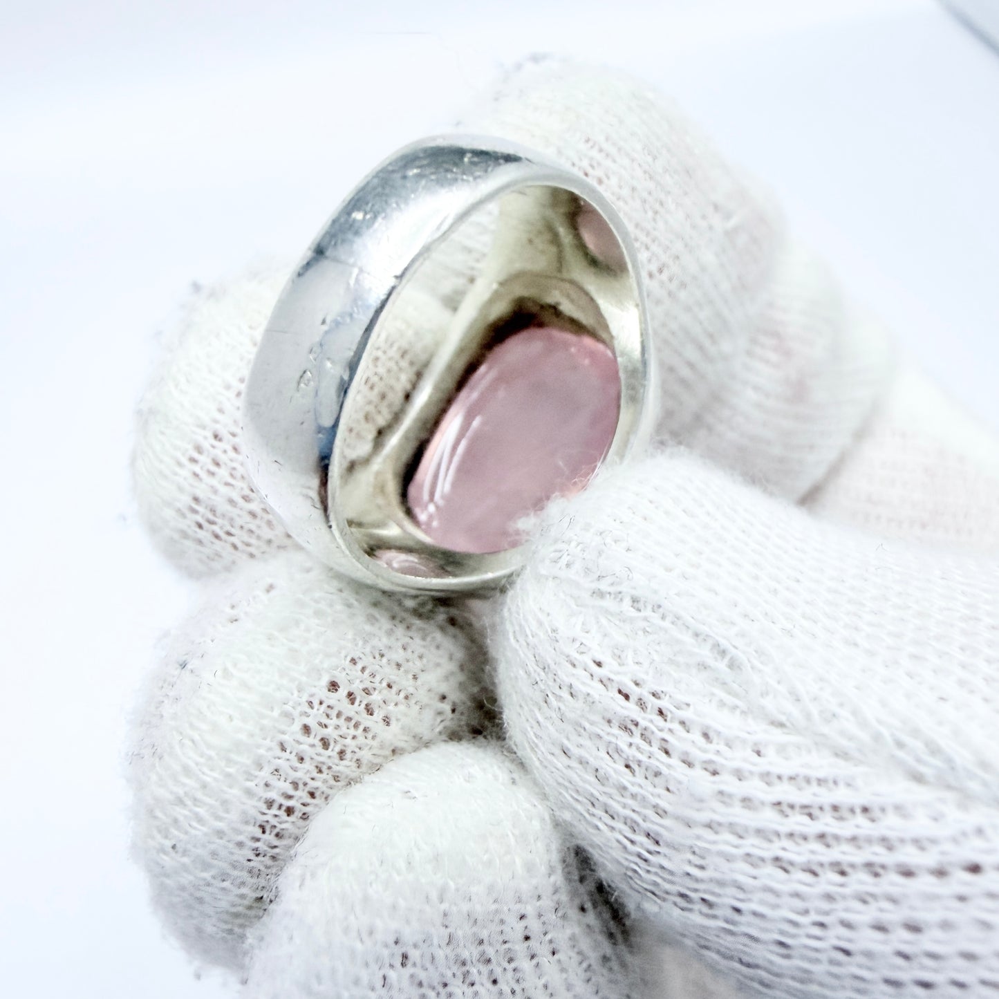 Vintage c 1960. Solid SIlver Rose Quartz Ring.