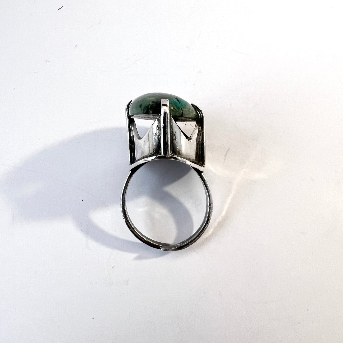 Israel c 1970s. Bold Vintage Modernist 930 Sterling Silver Eilat Stone Ring