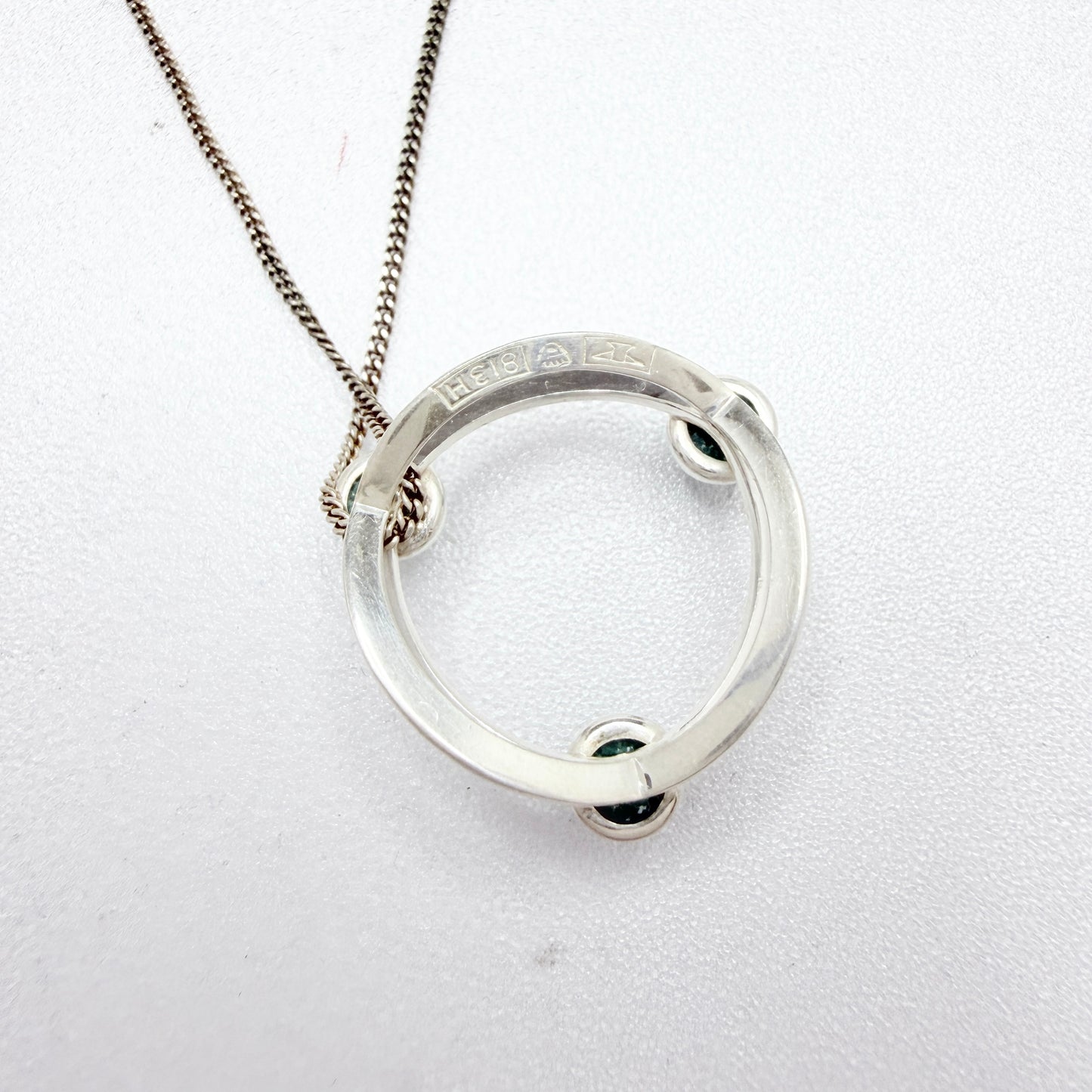 Elis Kauppi, Kupittaan Kulta, Finland c 1960s. Vintage Silver Aventurine Pendant Necklace.