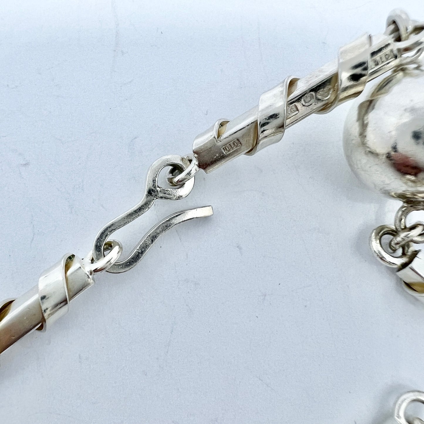 Claes E Giertta, Sweden. Vintage  3.4oz 34in Sterling Silver Necklace.