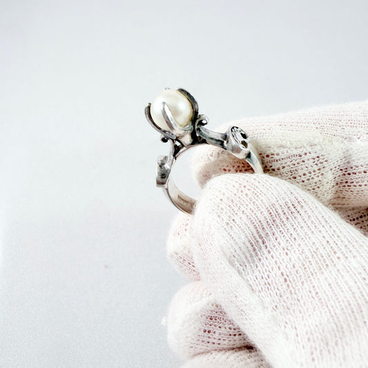 Bengt Hallberg, Sweden. Vintage Viking Copy Sterling Silver Pearl Ring
