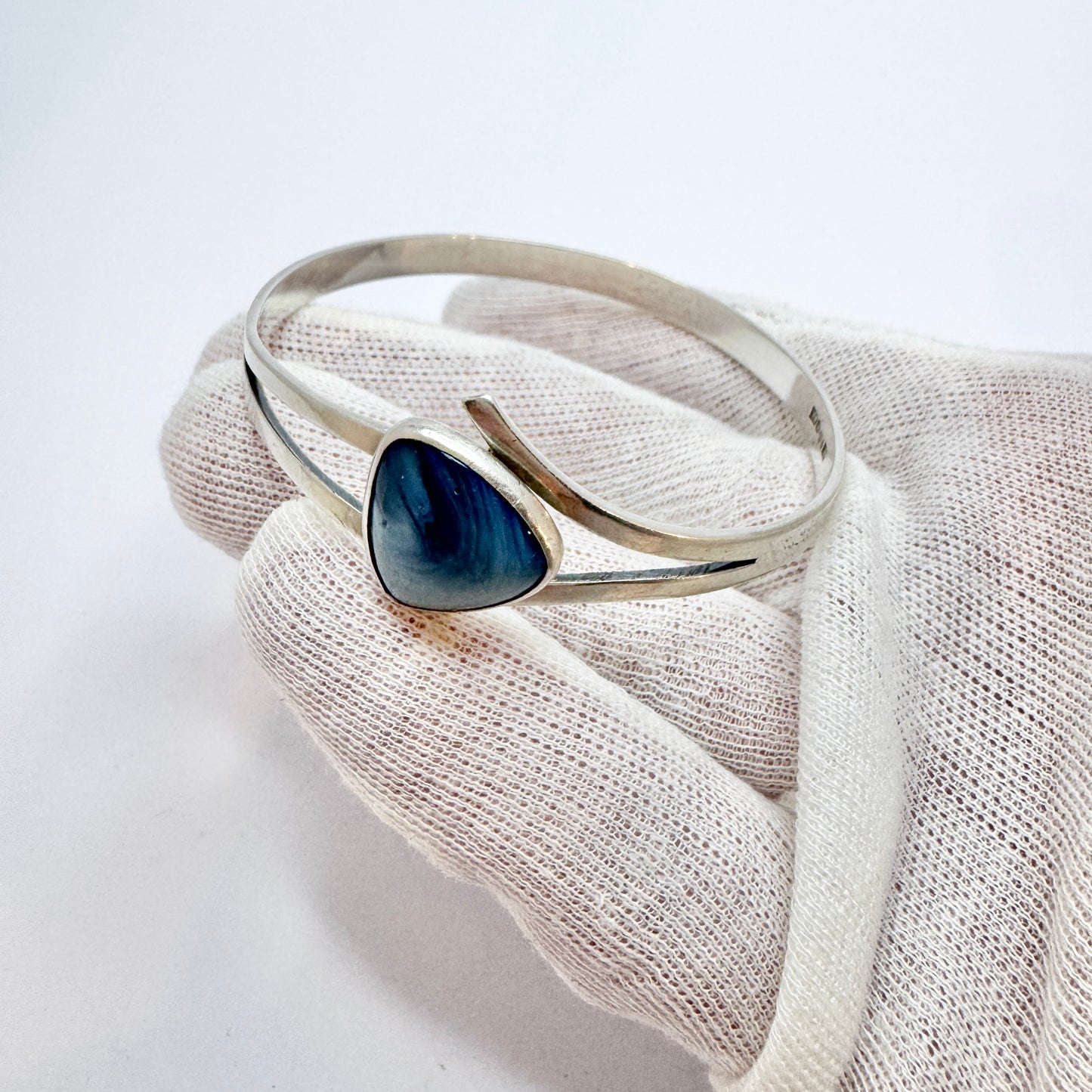 Victor Janson, Sweden 1966. Vintage Sterling Silver Bergslagen-stone Bracelet.