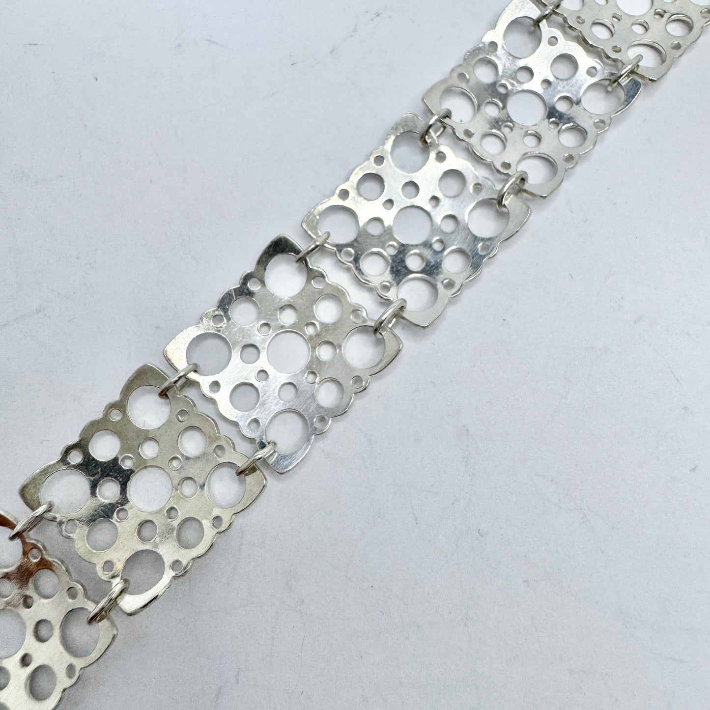 Liisa Vitali for N Westerback, Finland 1970s. Vintage Sterling Silver Bracelet. Design Pitsi.