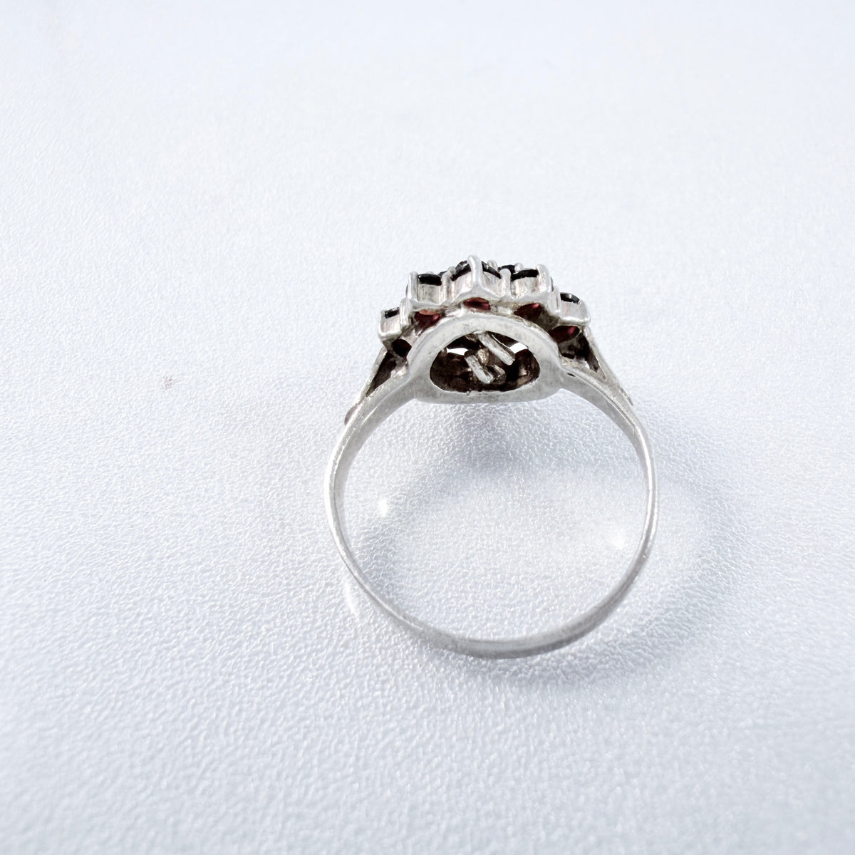 Vintage Solid Silver Garnet Cluster Ring.