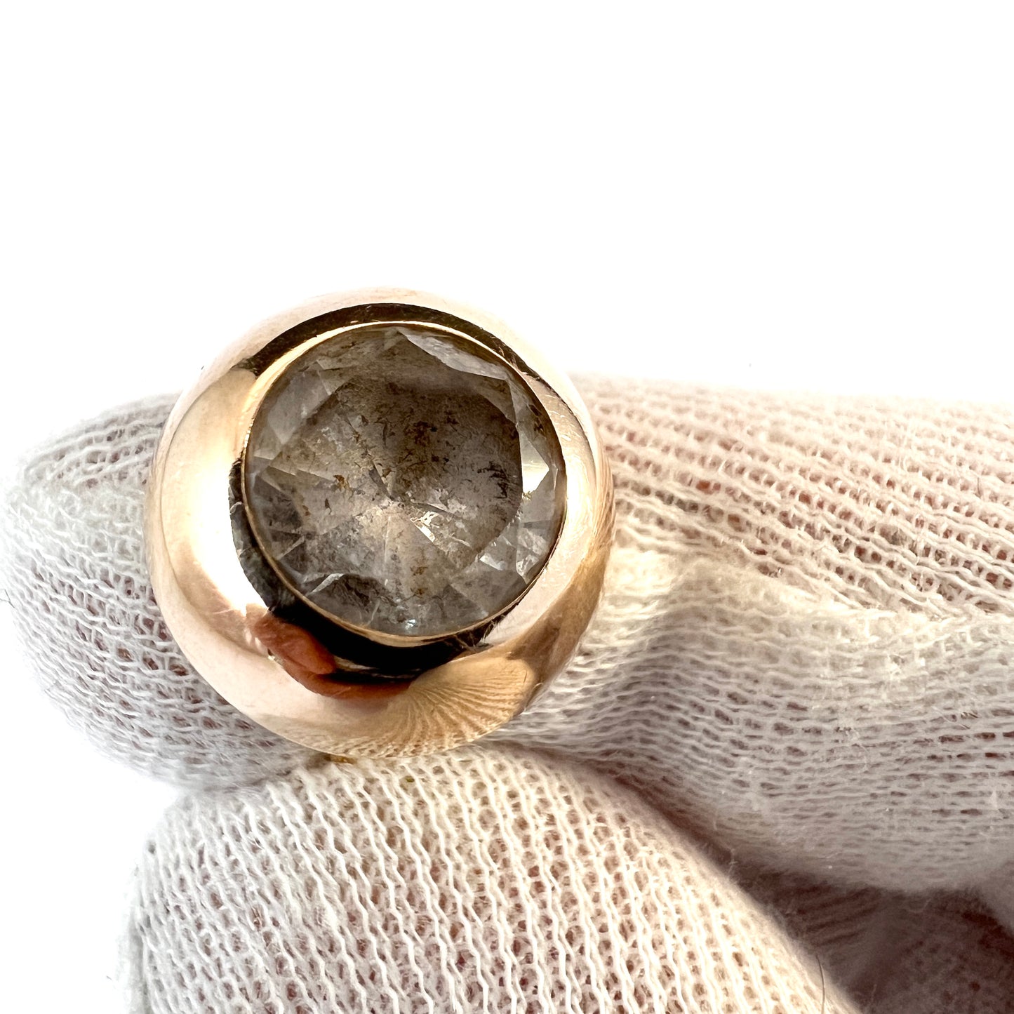 Martti Viikinniemi, Finland 1967. Vintage 14k Gold Rock Crystal Ring.