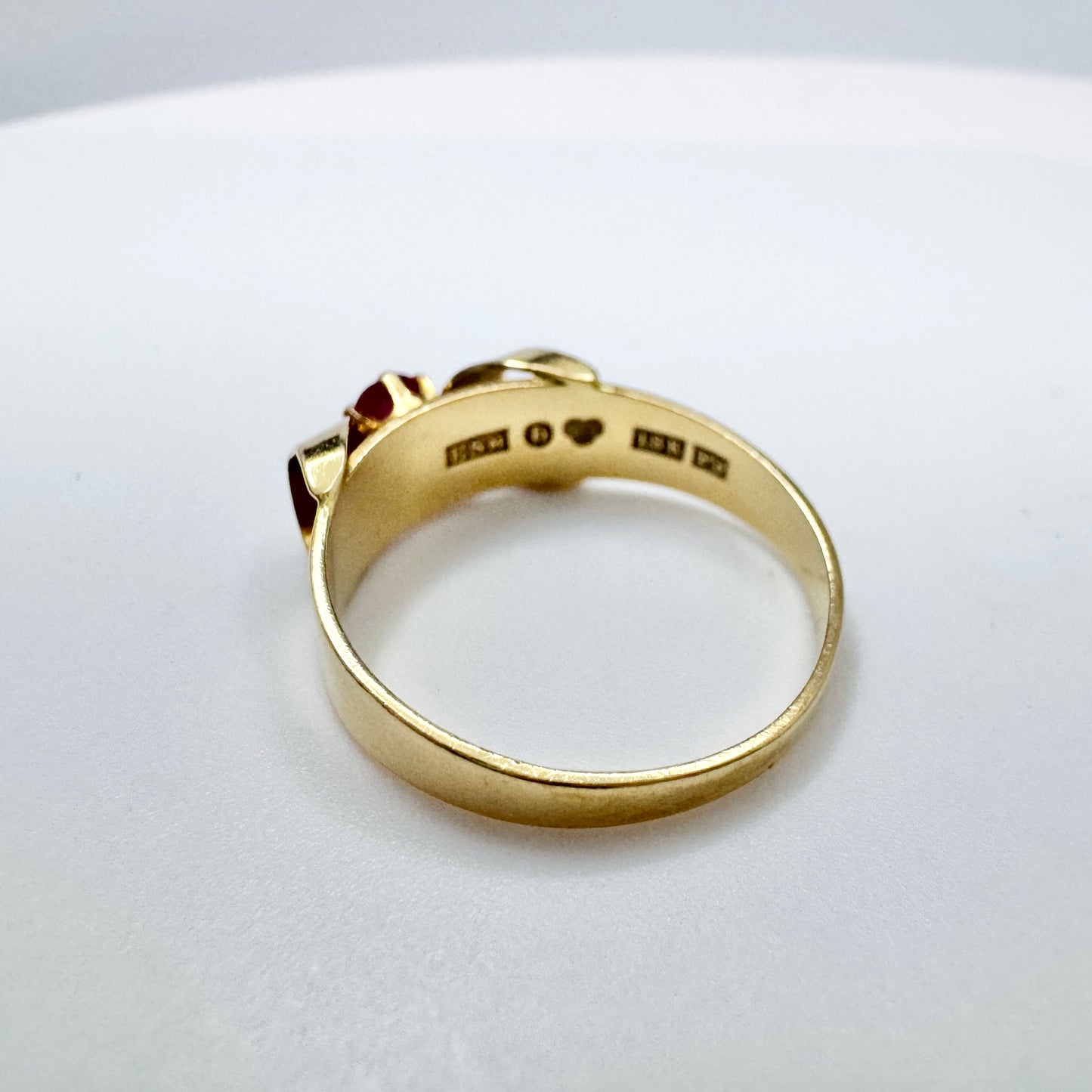 Svedboms, Sweden 1965. Vintage 18k Gold Ruby Ring.