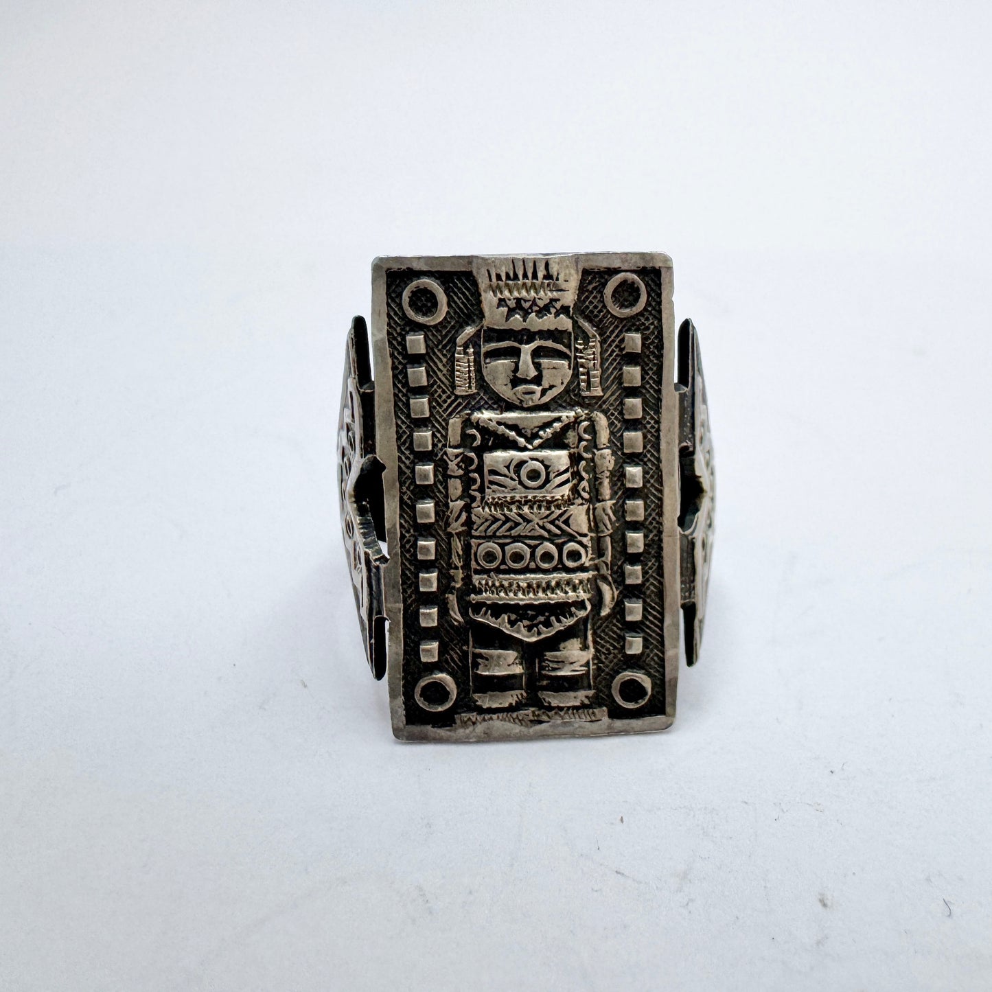 Mexico c 1950s. Vintage Sterling Silver Inca God Ring.